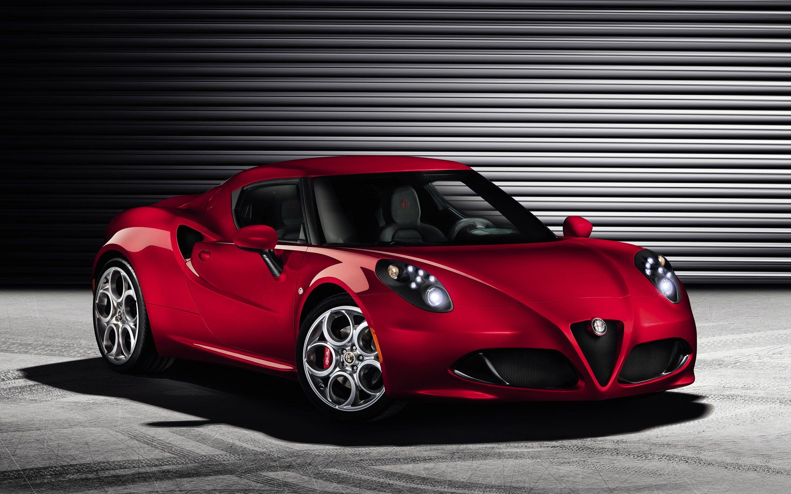 2013 Alfa Romeo 4C Wallpapers