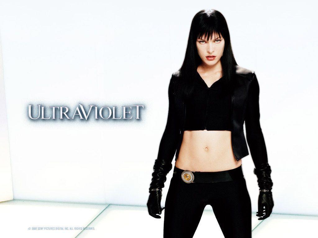 Hollywood Wallpapers: Milla Jovovich Wallpapers