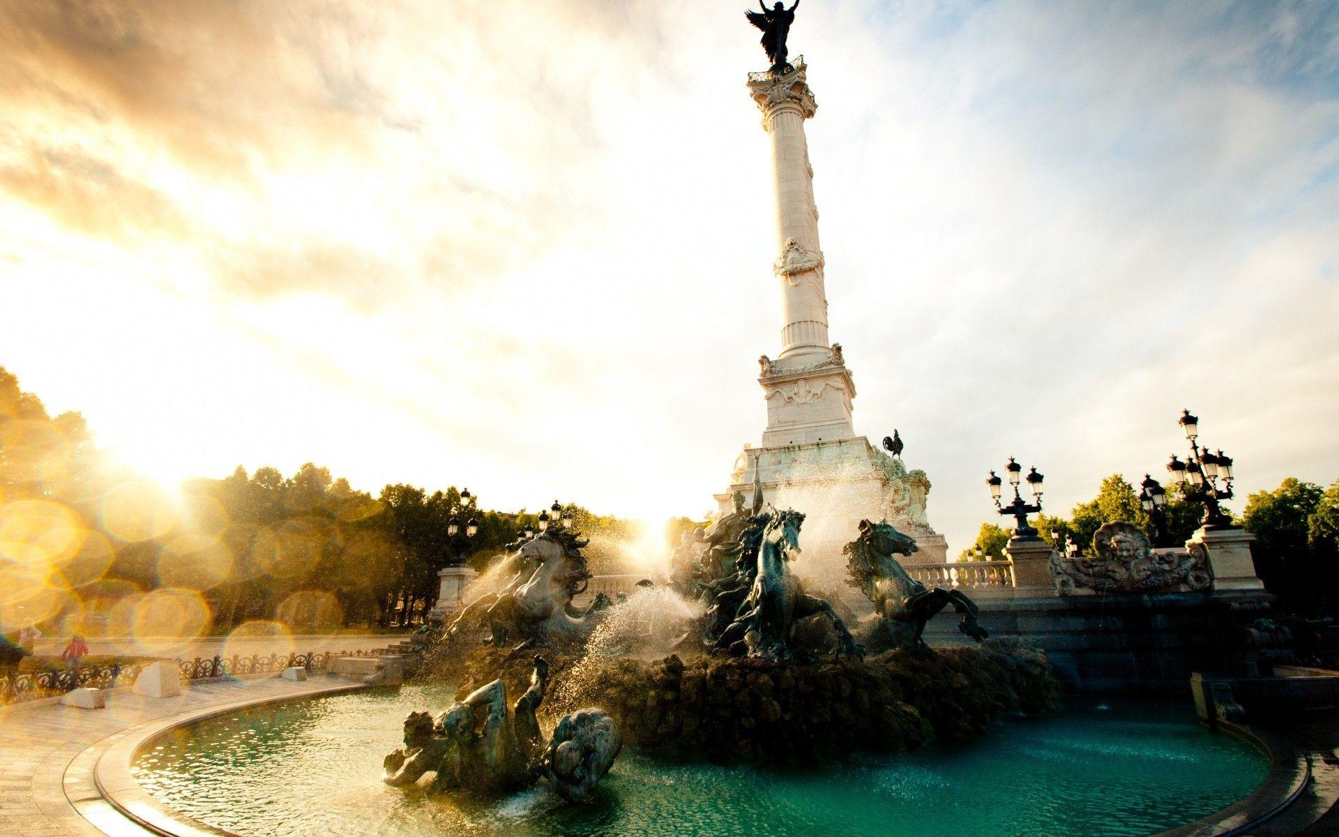 The Girondists Column, Bordeaux, France. Android wallpapers for free