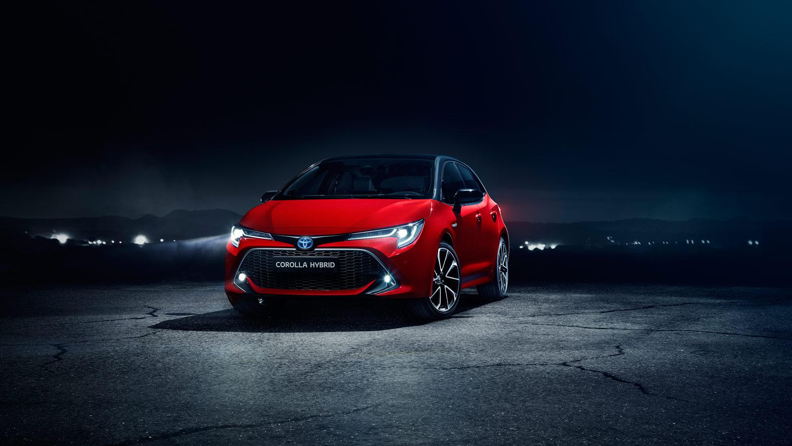 Explore the comfort and technology of the new 2019 Toyota Corolla