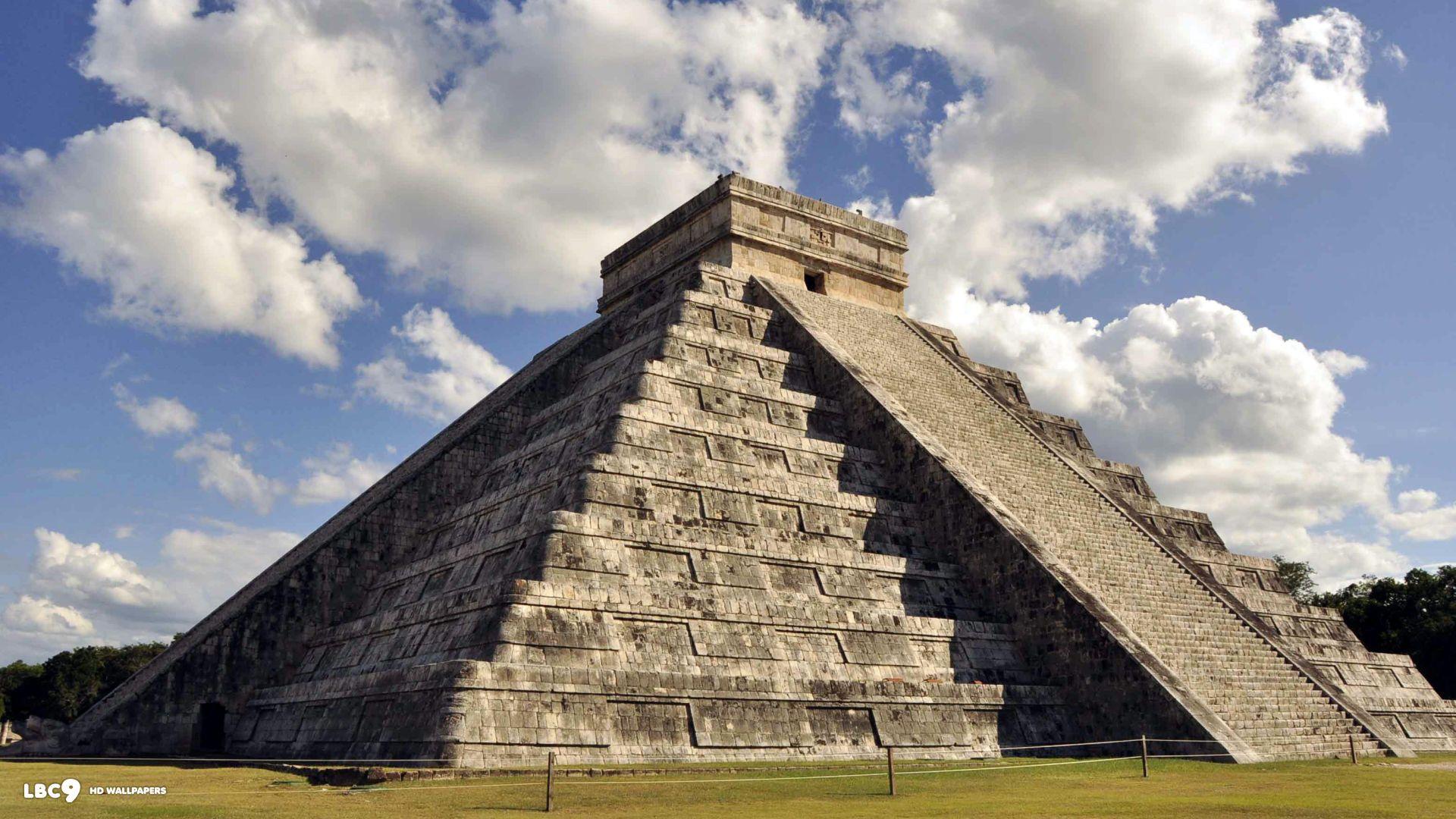 el castillo chichen itza wallpapers 4/7