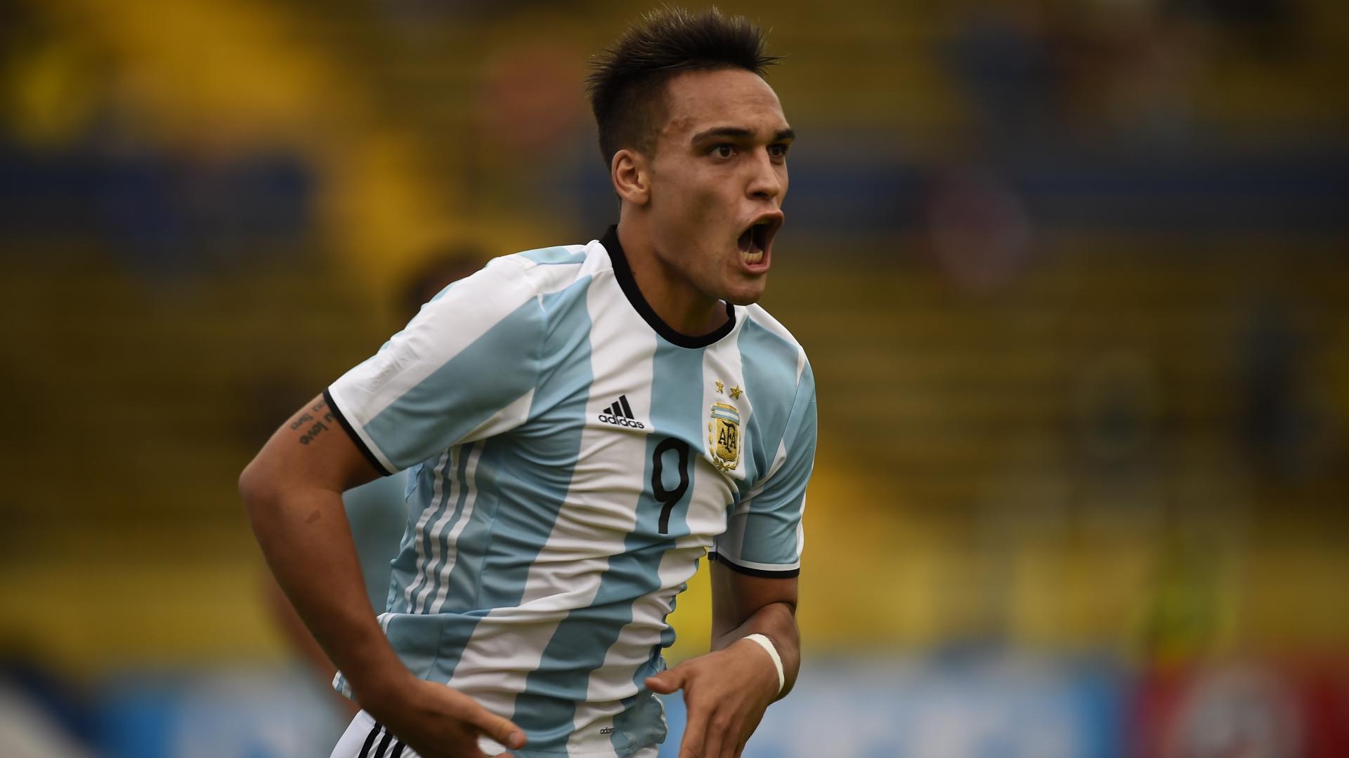 Dortmund send scouts to watch Man Utd target Lautaro Martinez