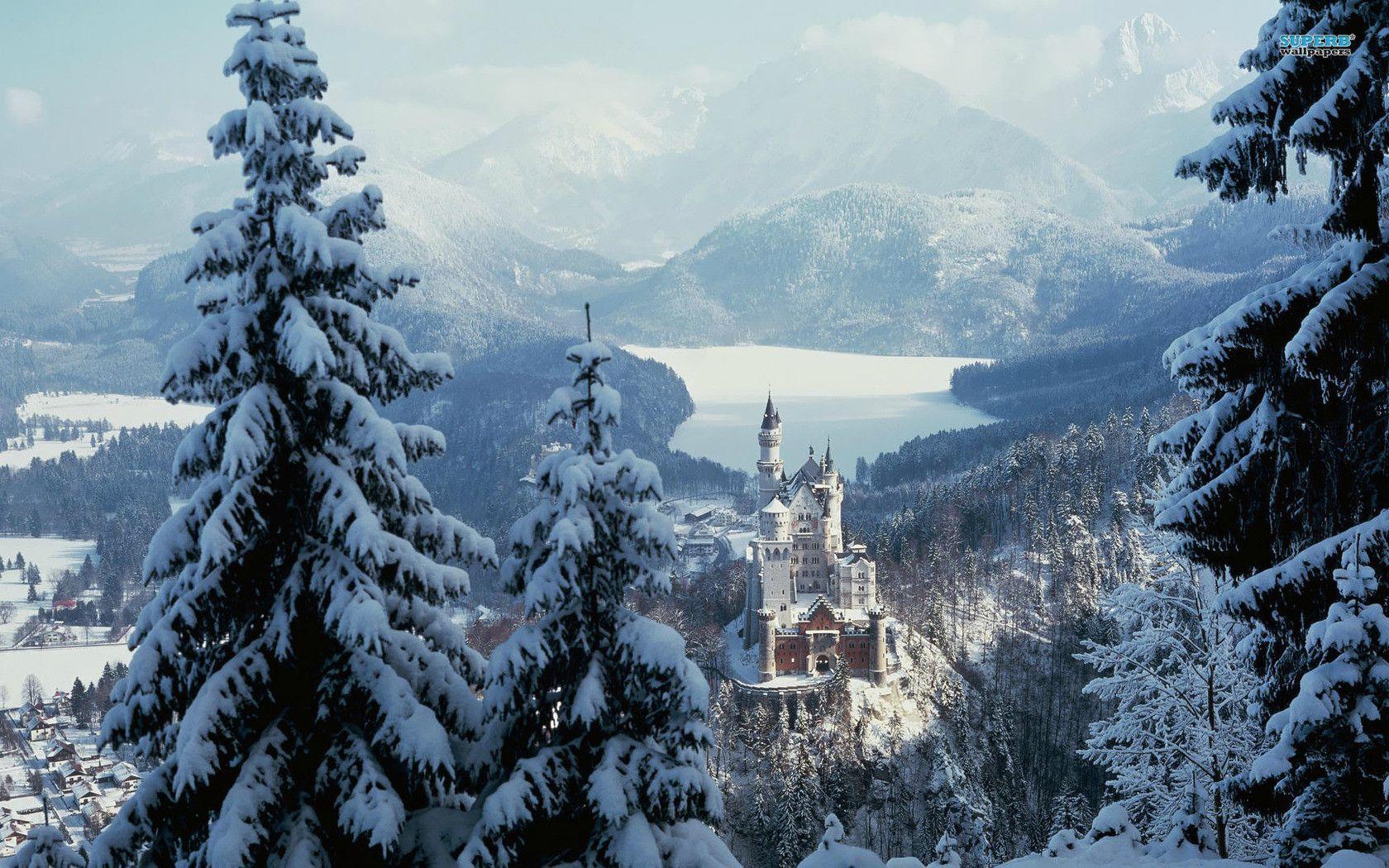 Neuschwanstein Castle wallpapers