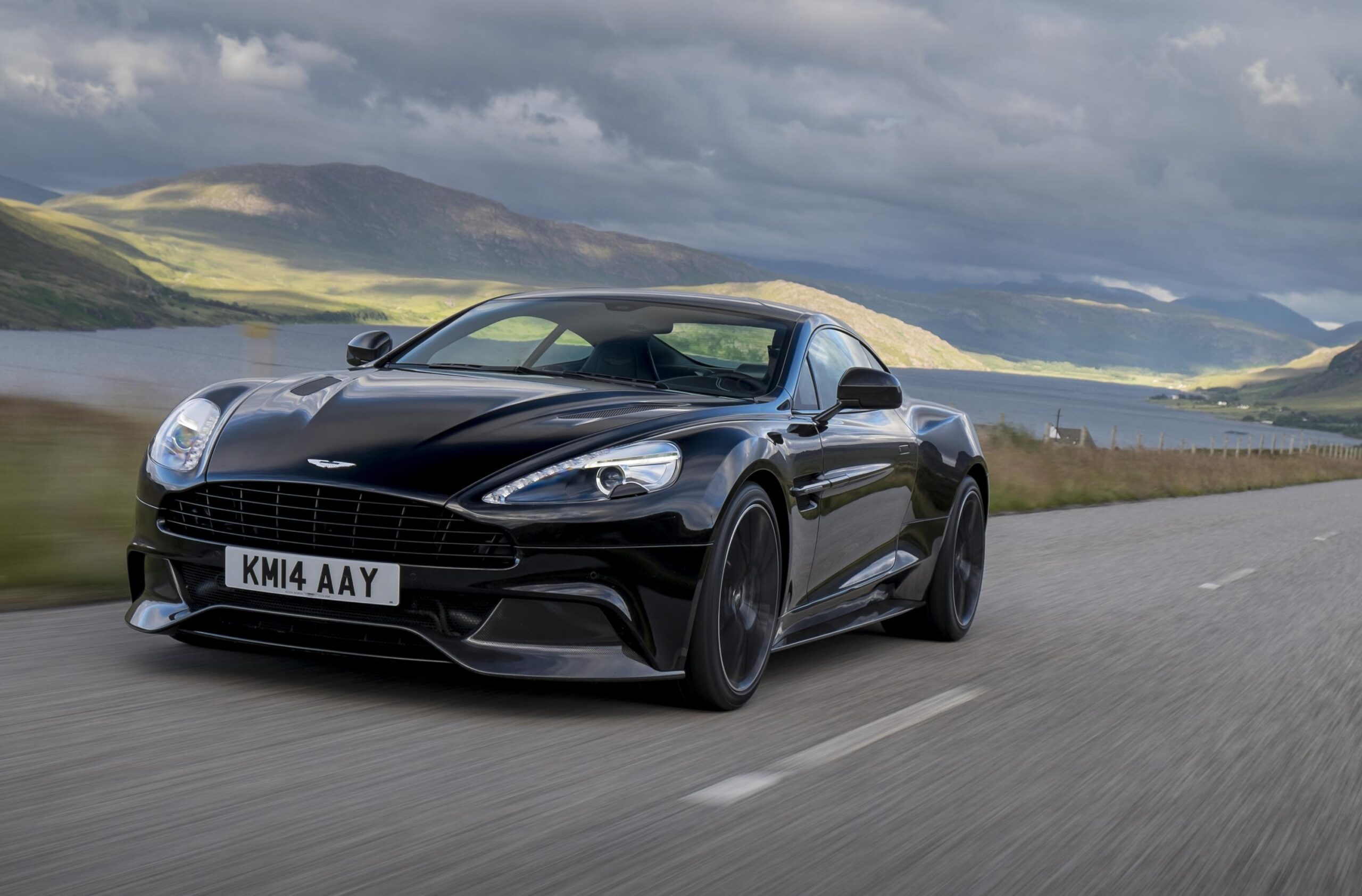 Aston Martin Vanquish Wallpapers, Pictures, Image