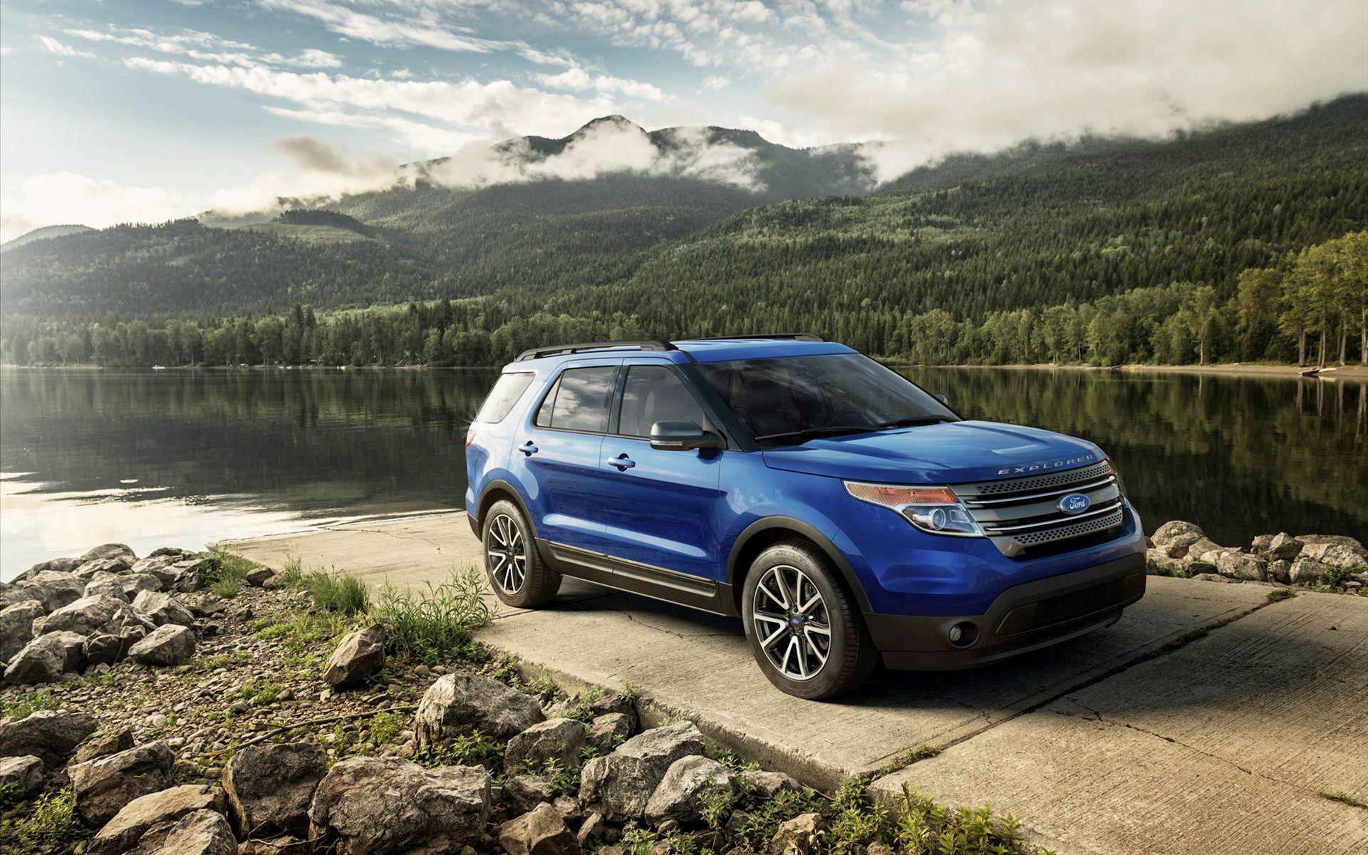 2015 Ford Explorer XLT Wallpapers