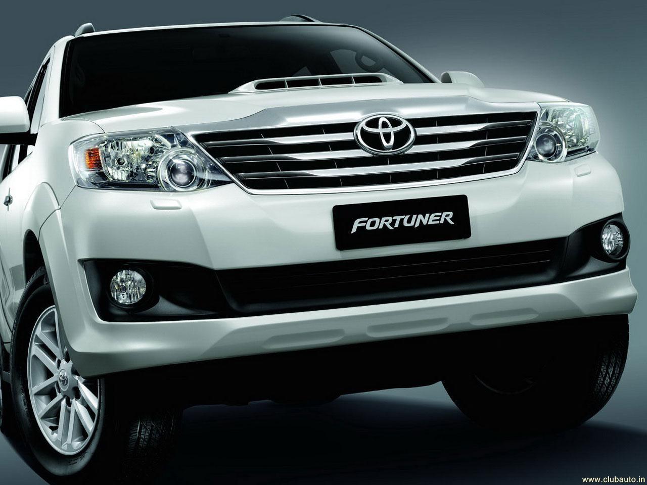 Wallpapers > Cars > Toyota > Fortuner > Toyota Fortuner high