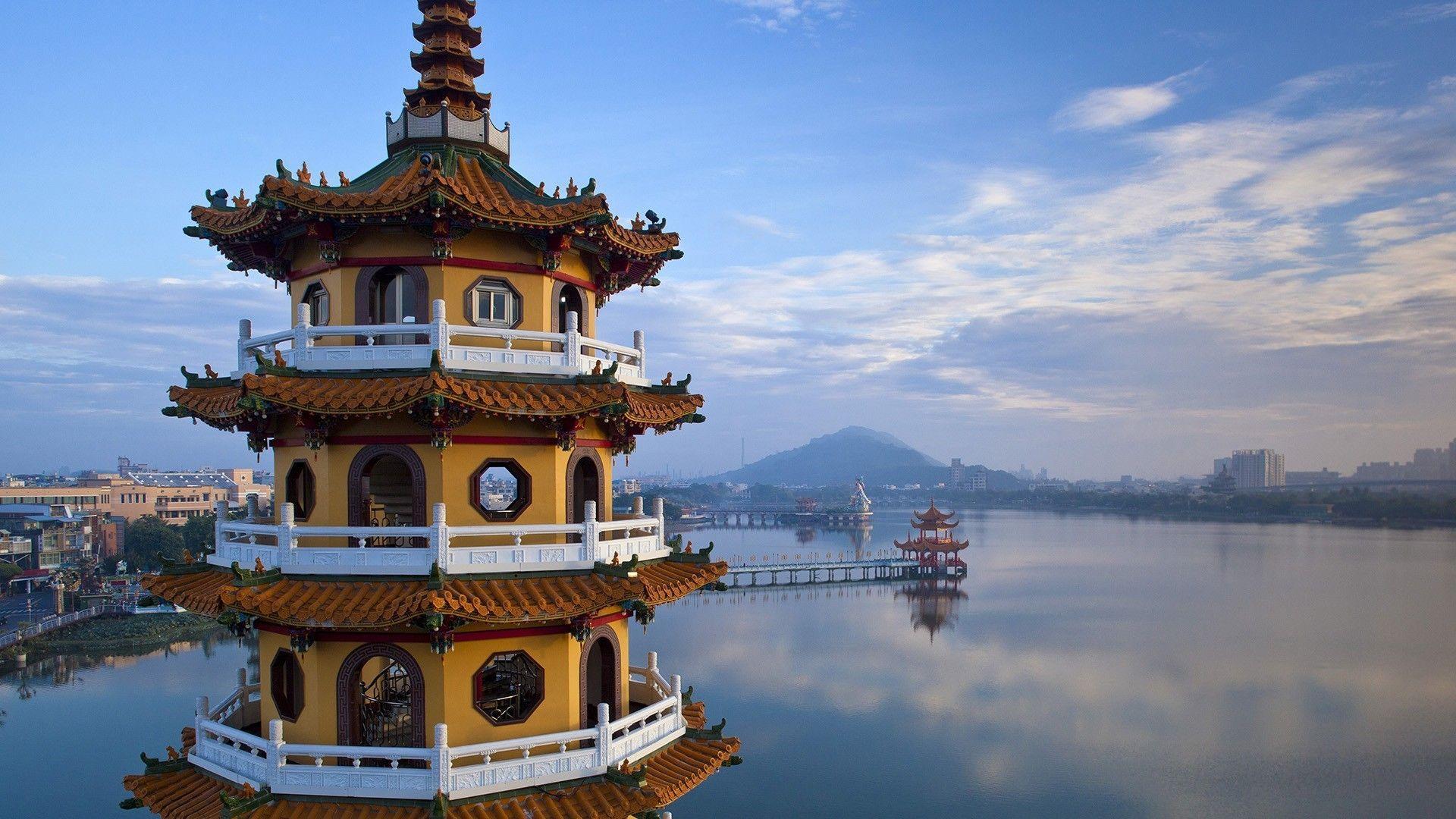 Beautiful gazebo on the water, Taiwan wallpapers and image