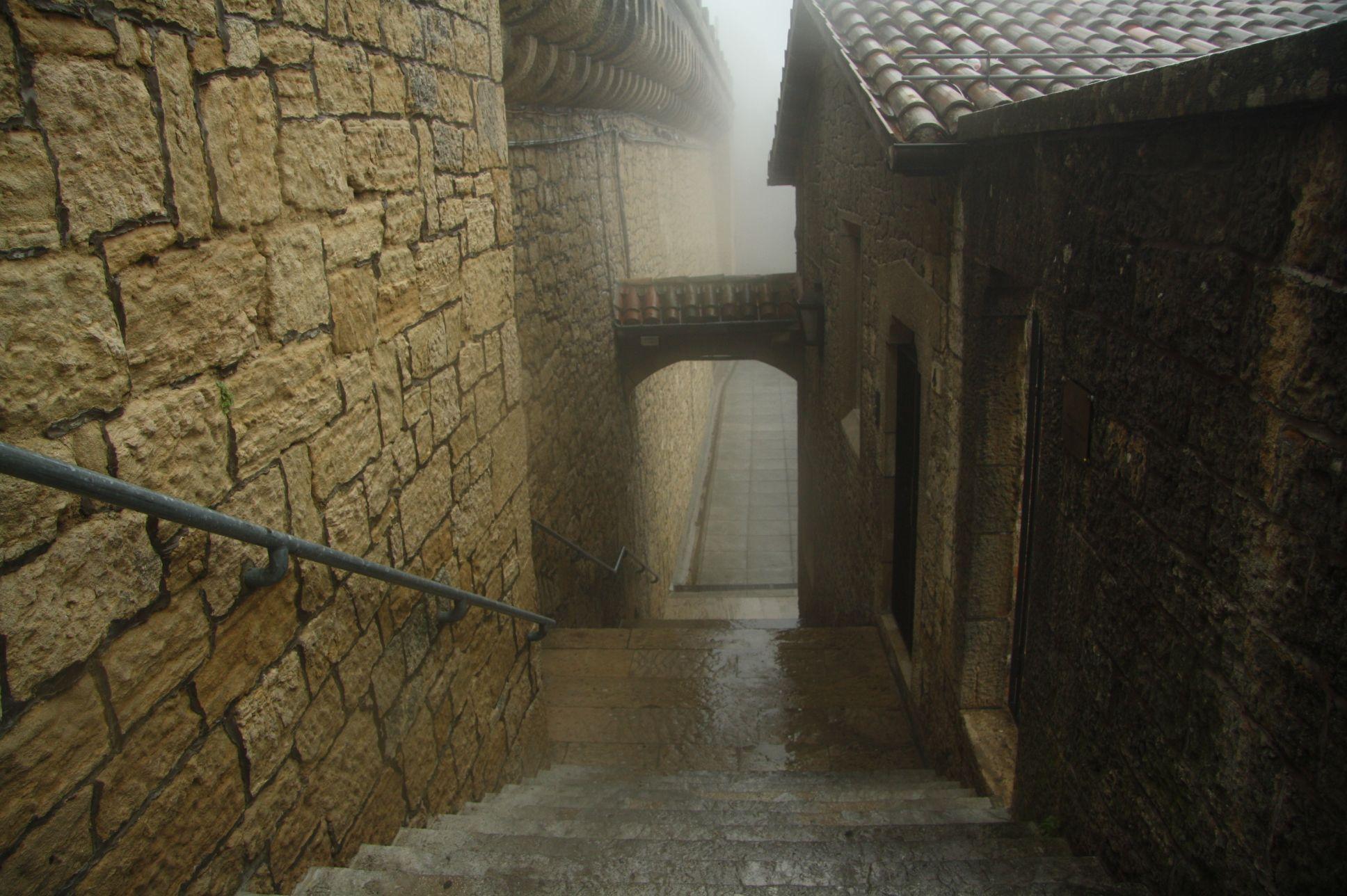 Narrow streets in San Marino, Italy wallpapers and image