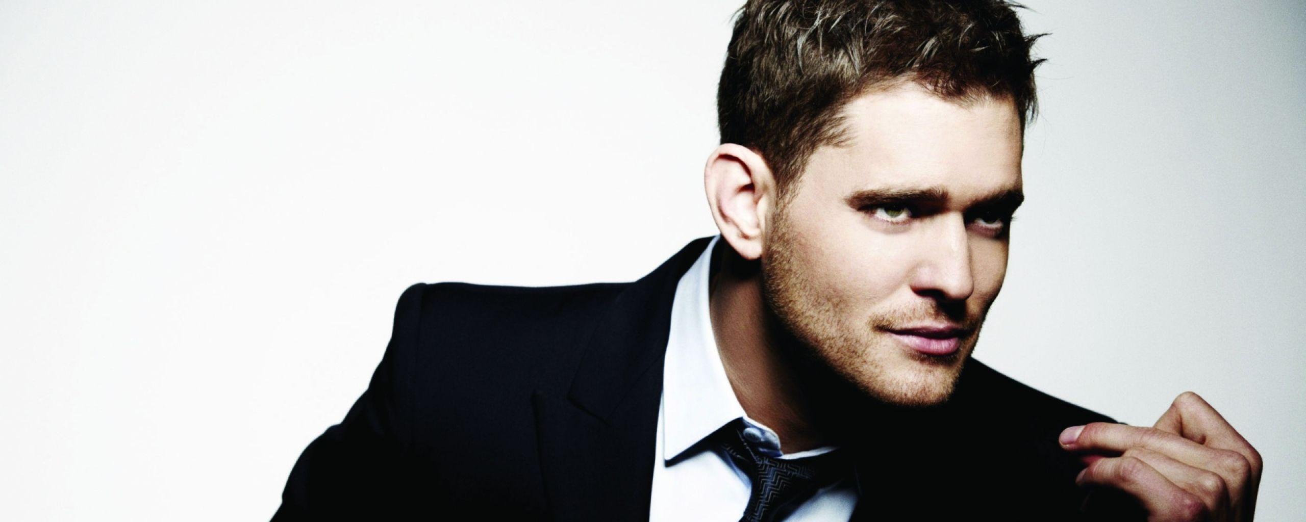 Download Wallpapers Michael buble, Suit, Face, Tie, Look