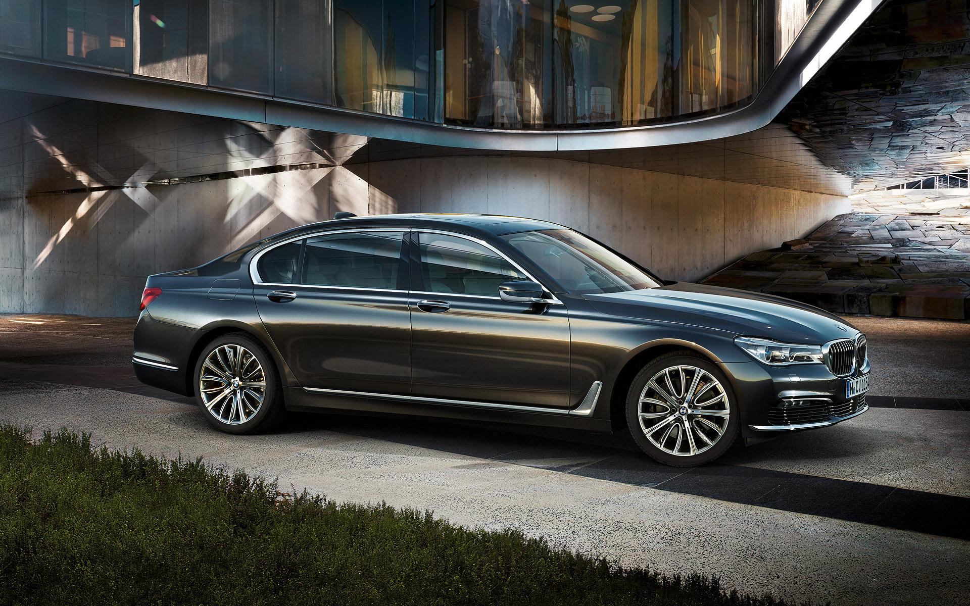 New wallpapers 2016 BMW 7 Series