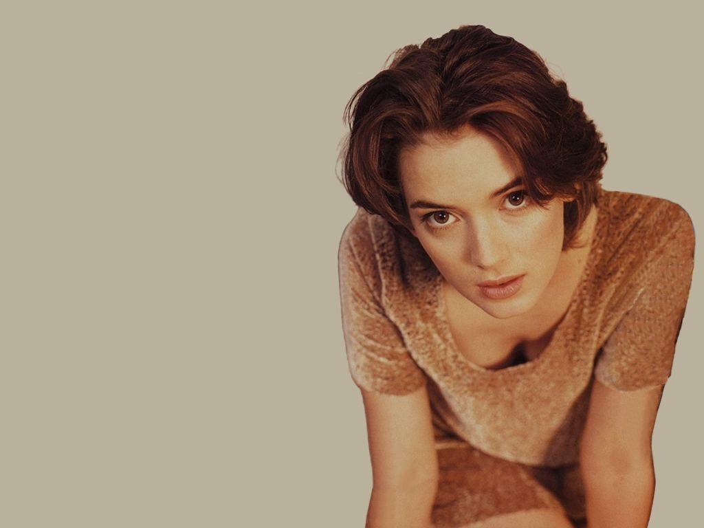 Winona Ryder Sexy Wallpapers Image