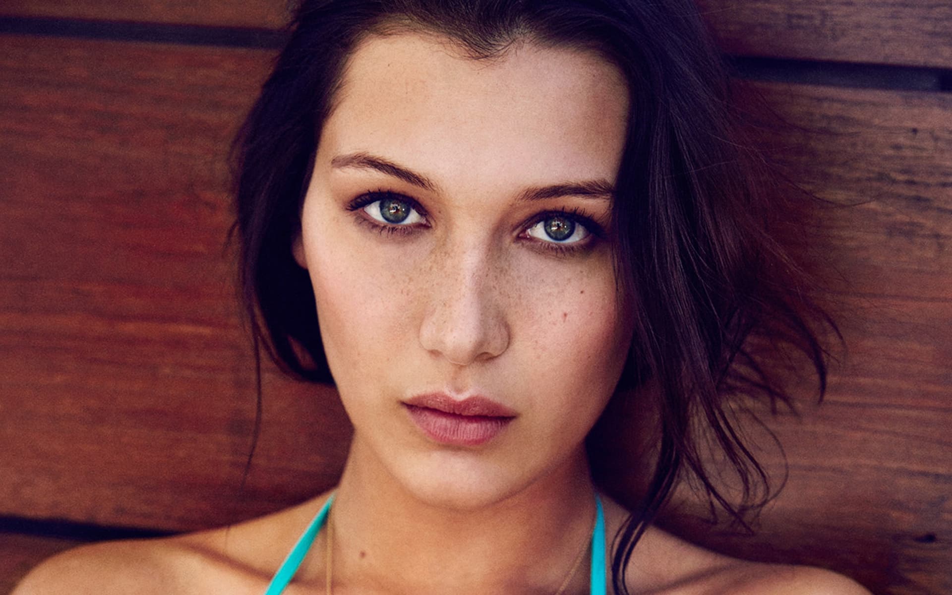 Bella Hadid Desktop Wallpapers 55045 ~ HDWallSource