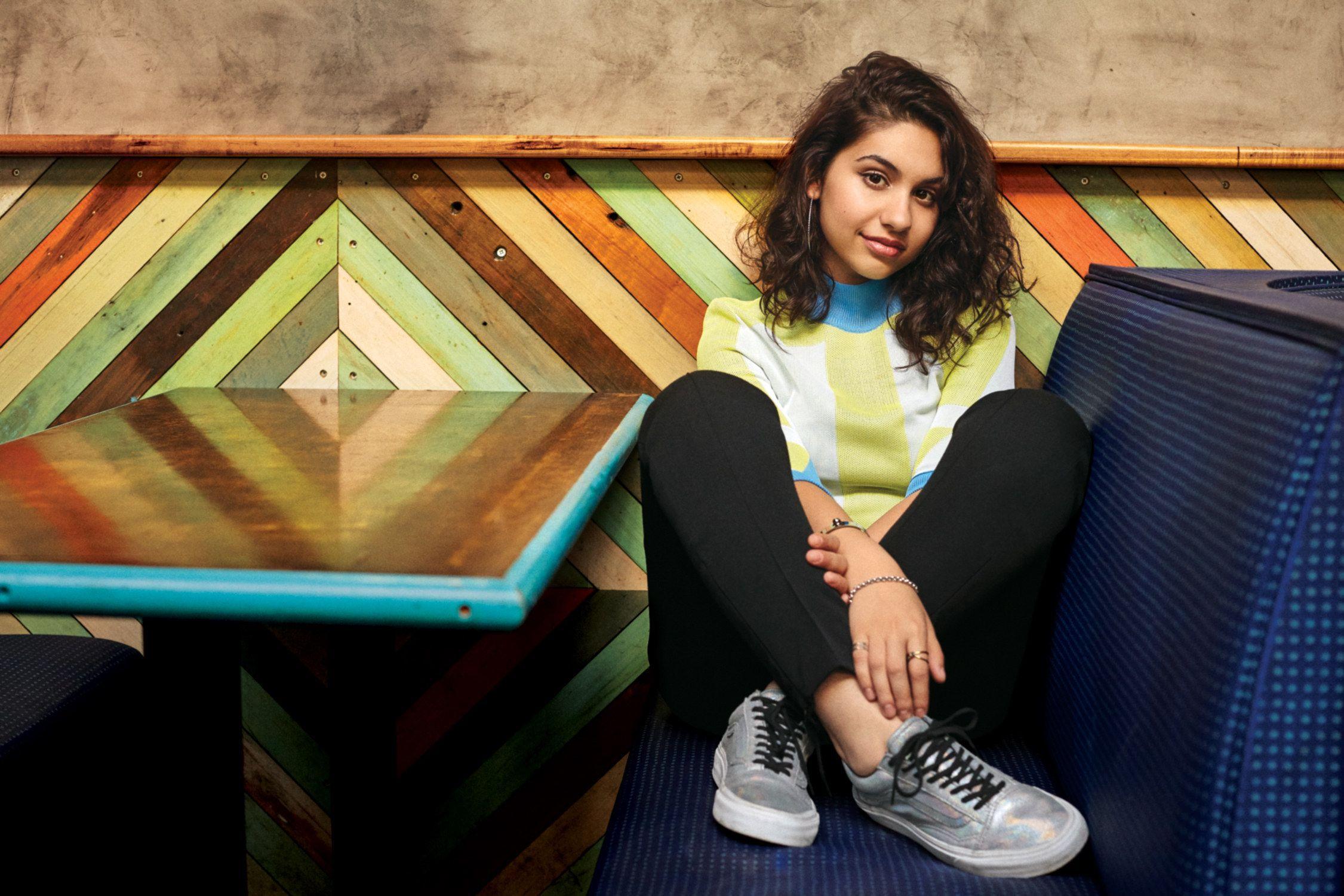 Alessia Cara HD Image