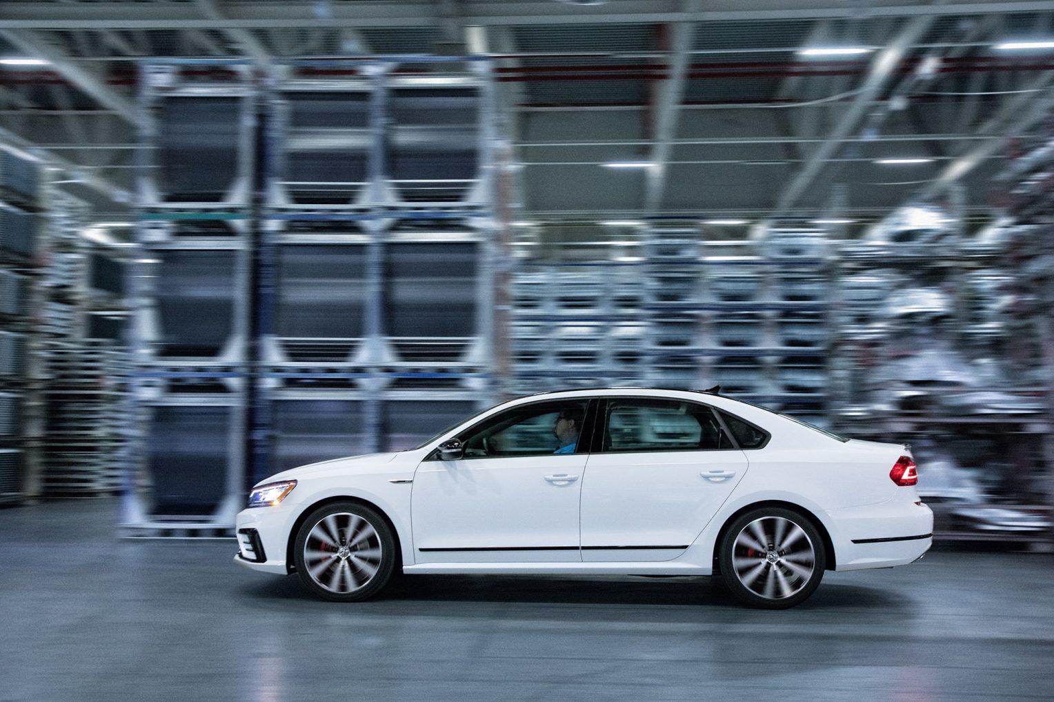 2019 Volkswagen Passat Review, Design, Release Date, Engine and Photos