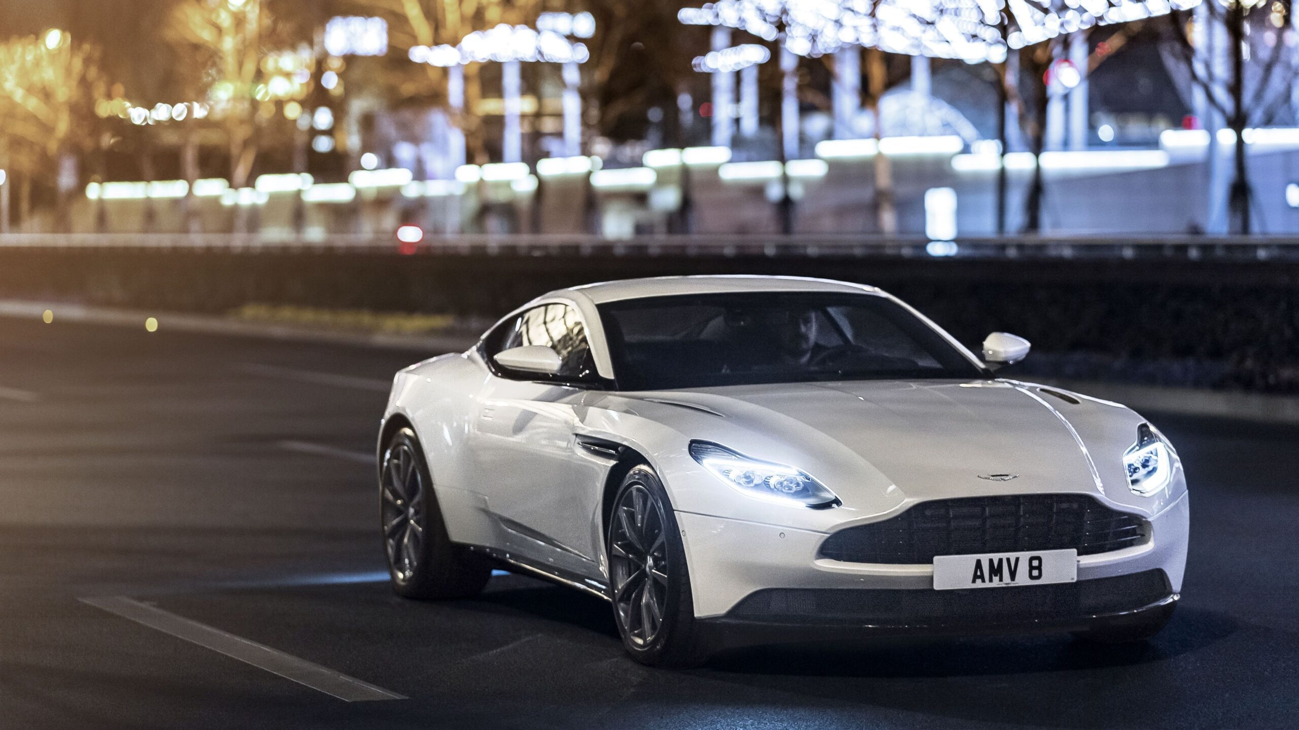 Aston Martin DB11 V8 4K Wallpapers