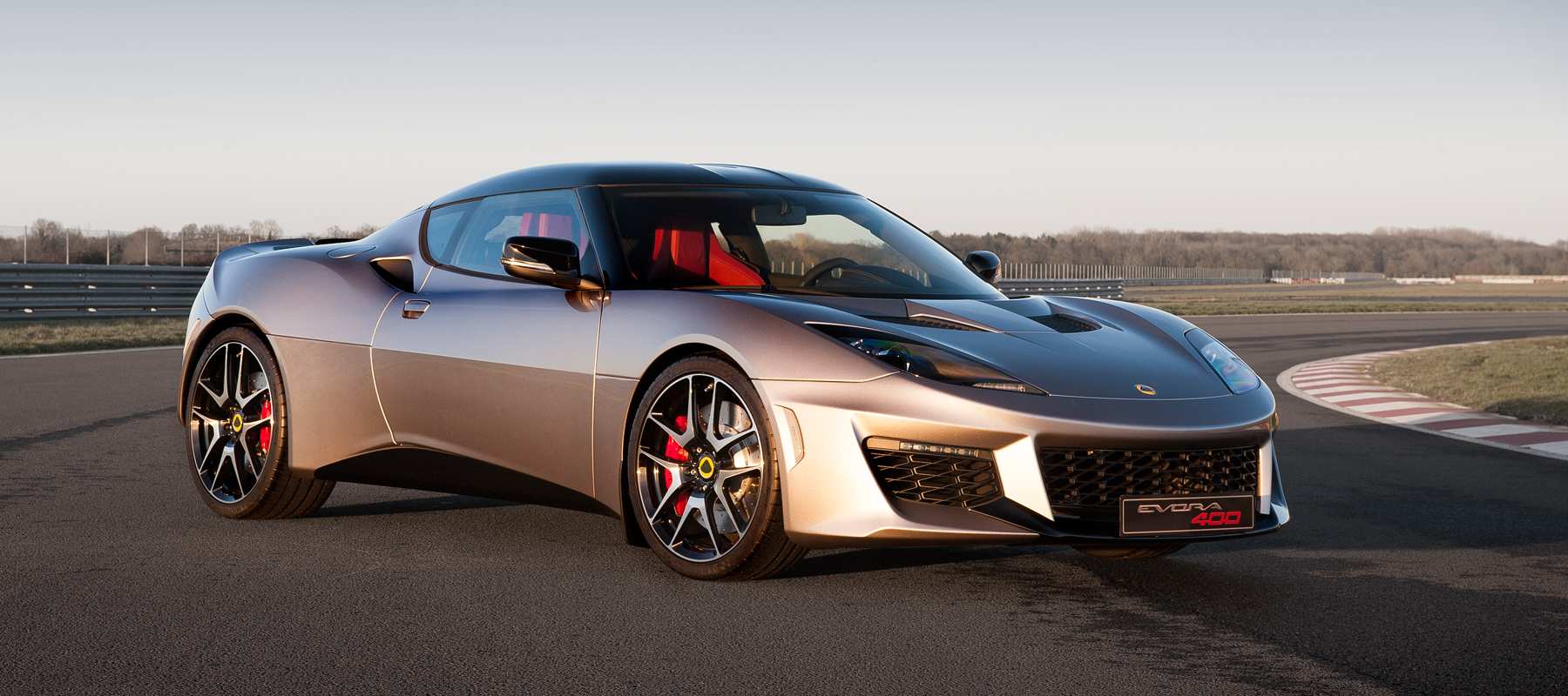 Evora 400