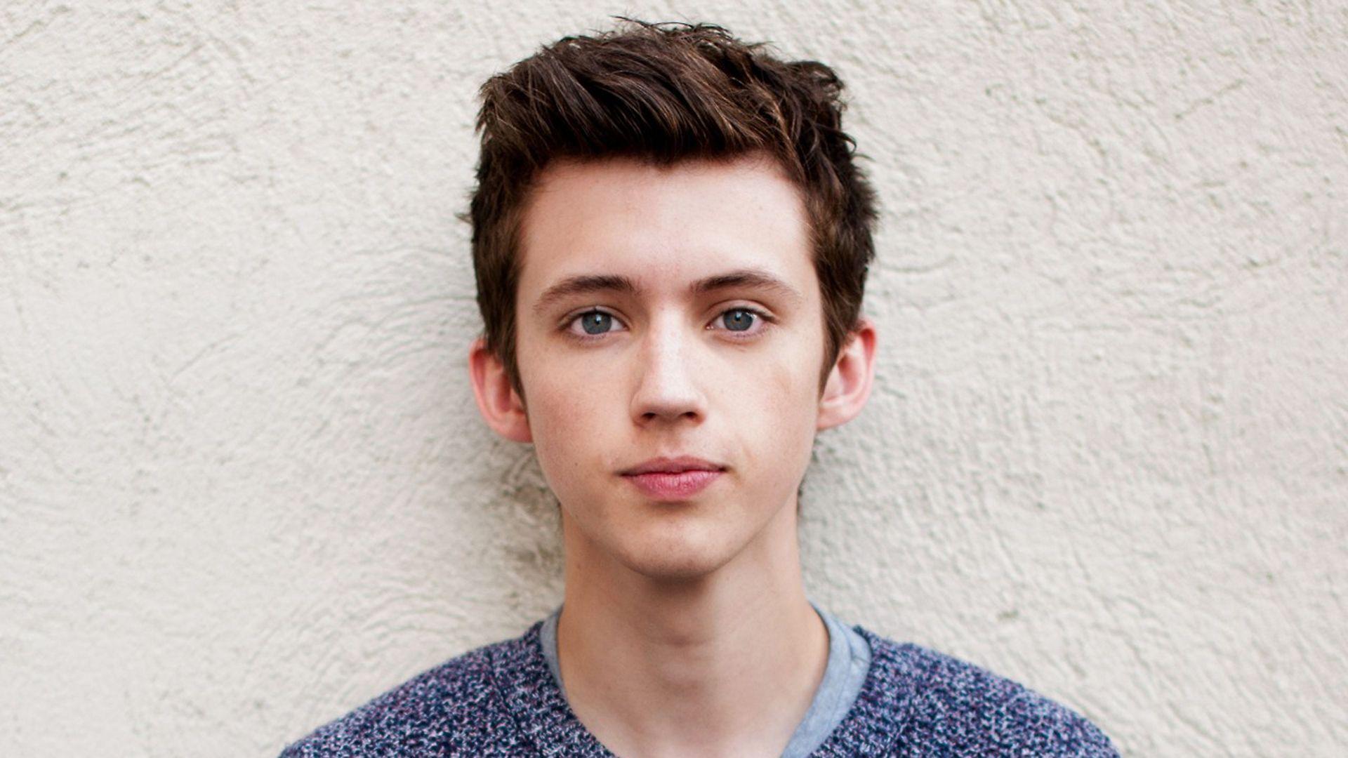 Troye Sivan Hd