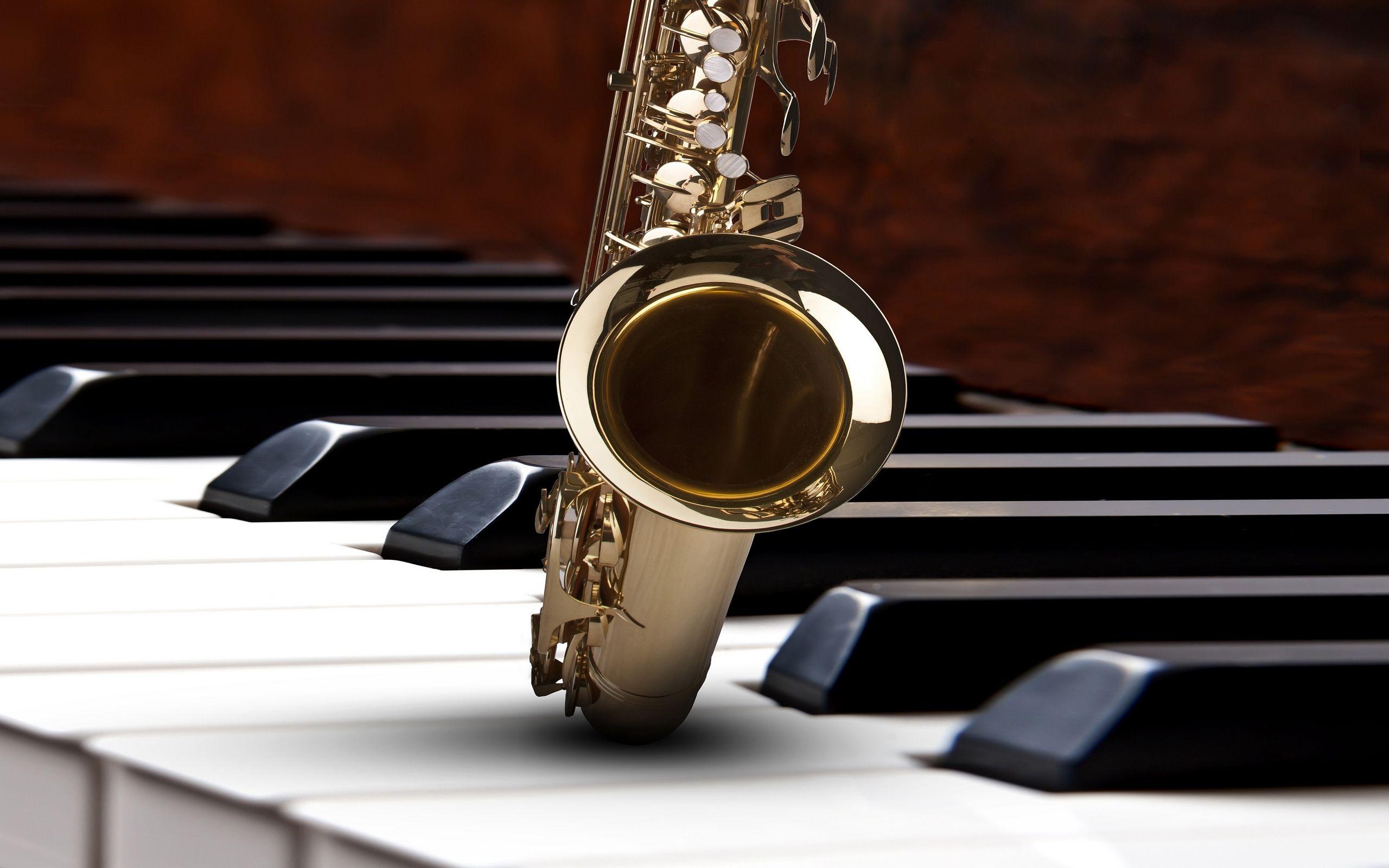 10 Saxophone HD Wallpapers