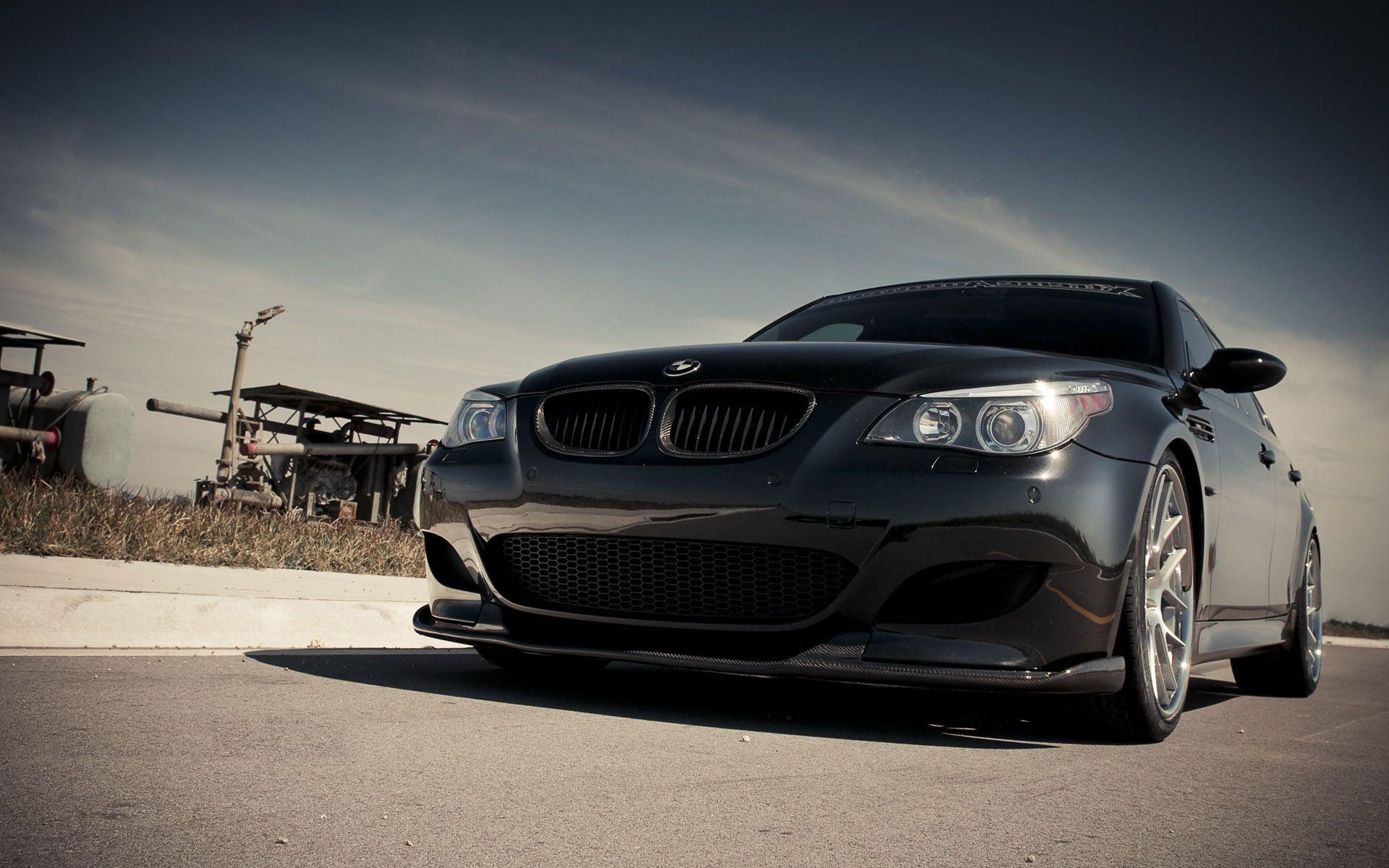 BMW M5 E60 Wallpapers