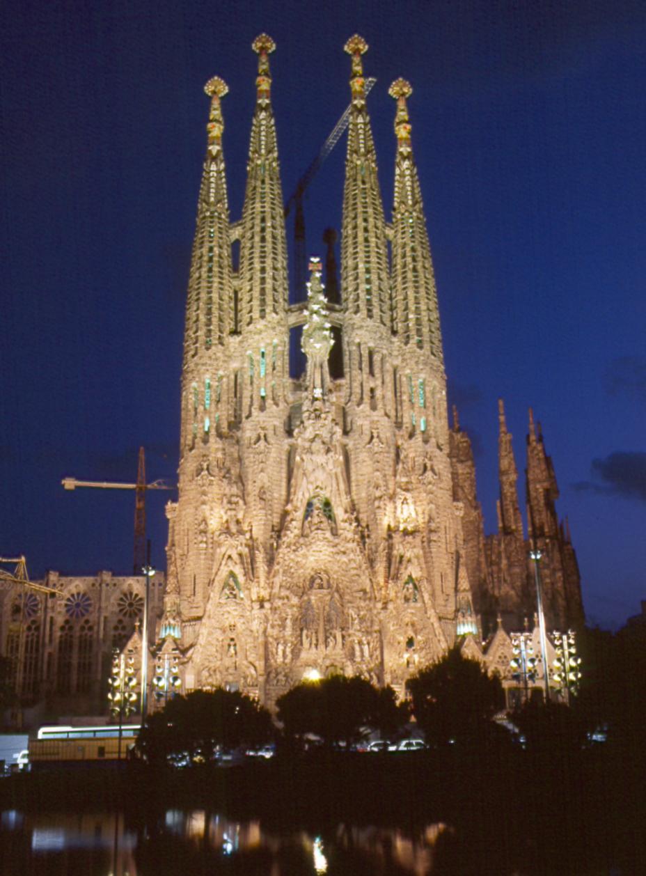 English for Urban Planners / The Sagrada Familia