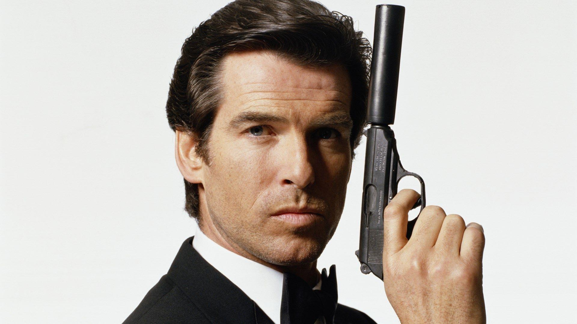 Pierce Brosnan Wallpapers 26