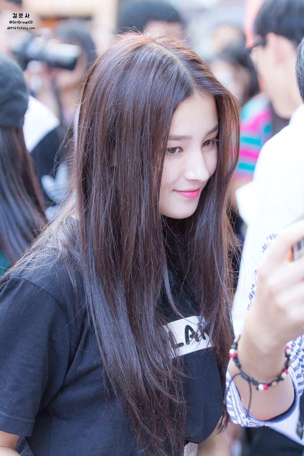 Momoland Nancy