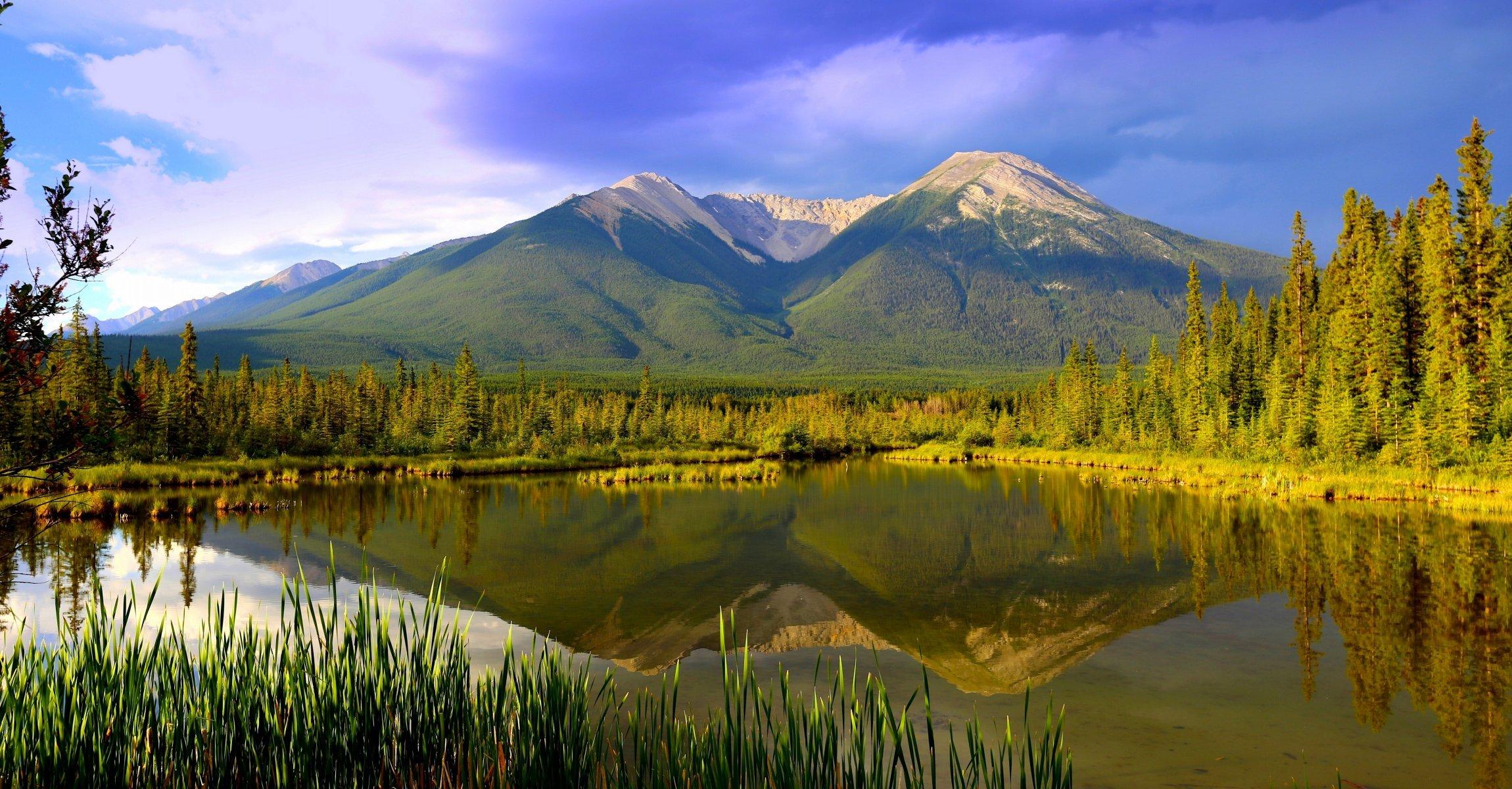 vermilion lakes banff national park alberta canada canadian rocky