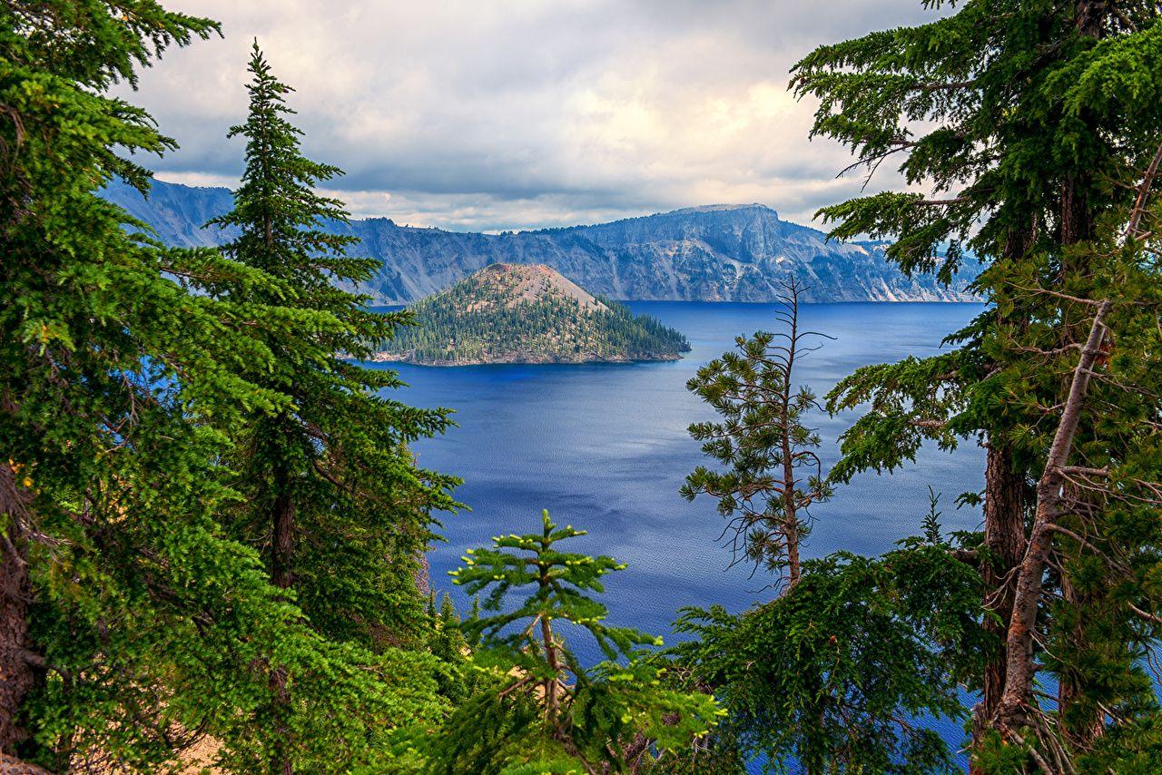 Photo USA Crater Lake national Park Oregon Nature Spruce Mountains