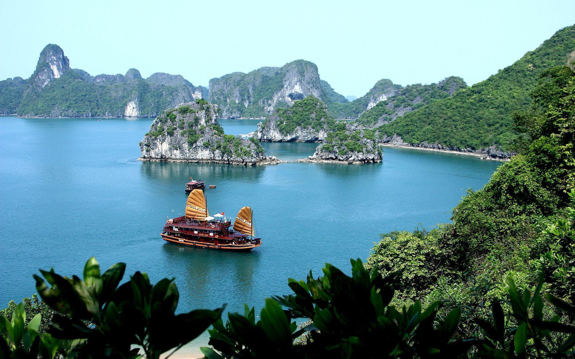 Halong bay vietnam Wallpapers