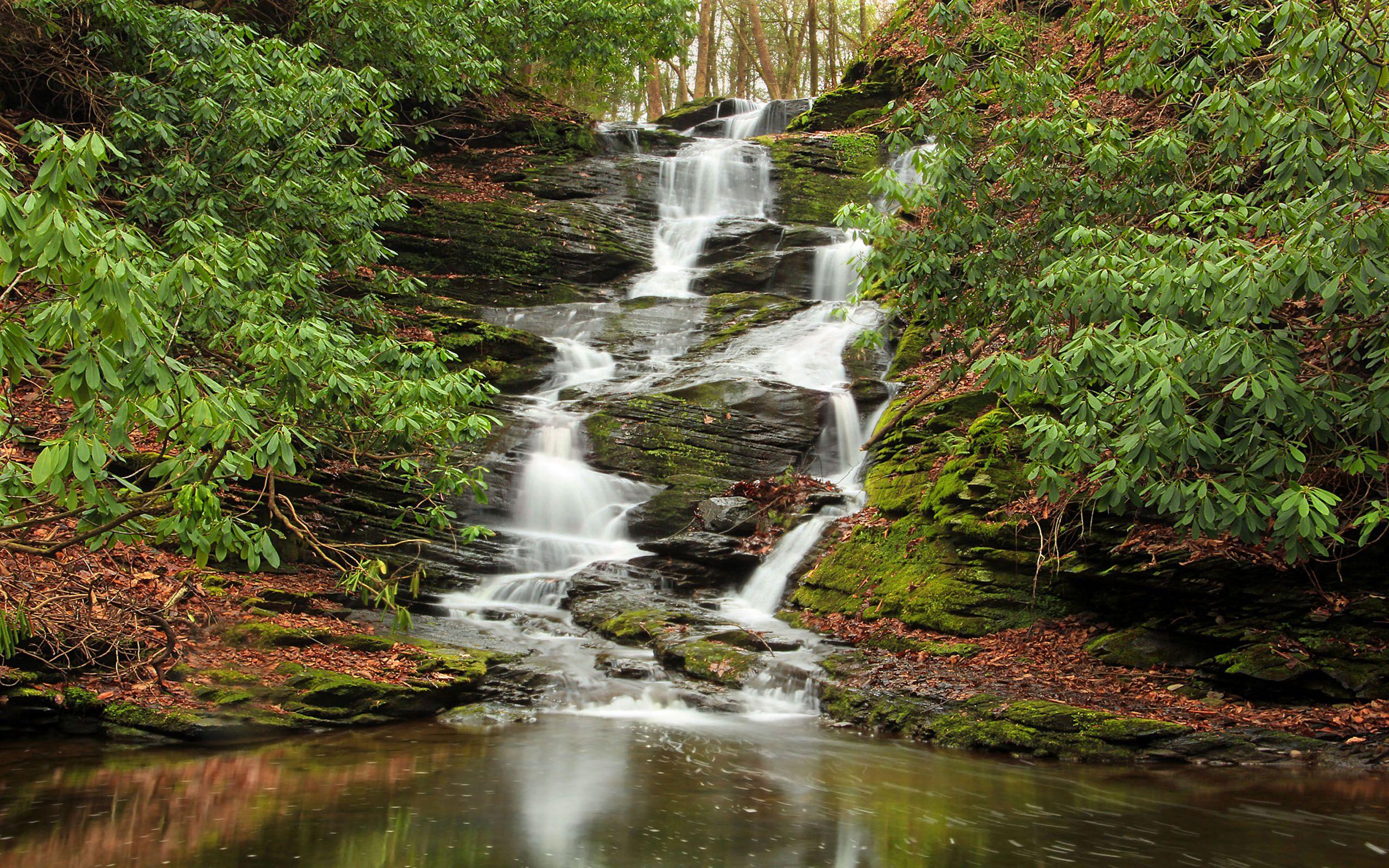 Delaware Water Gap National Recreation Area The Delaware River On