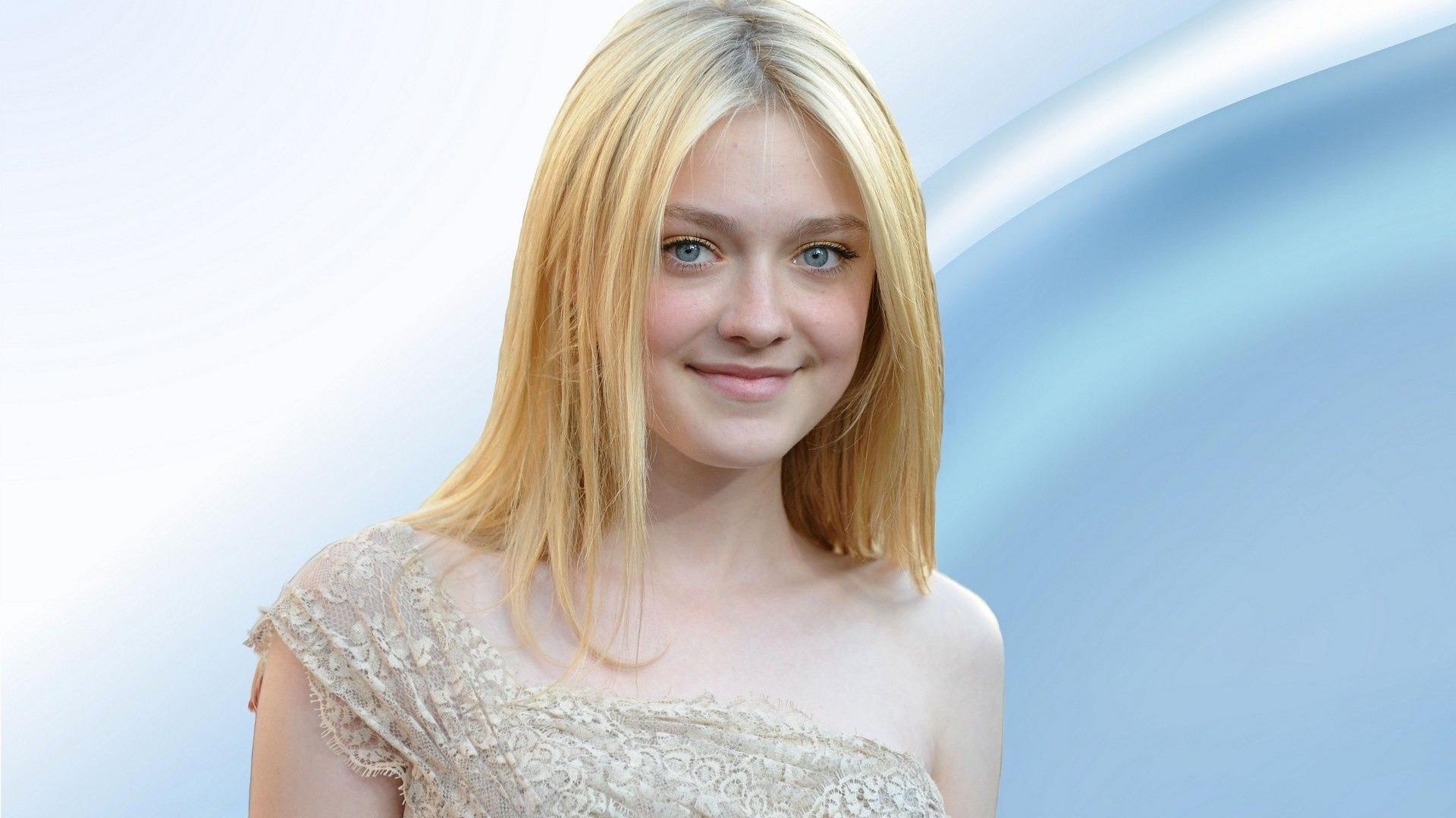 Dakota Fanning Wallpapers HD Backgrounds, Image, Pics, Photos Free