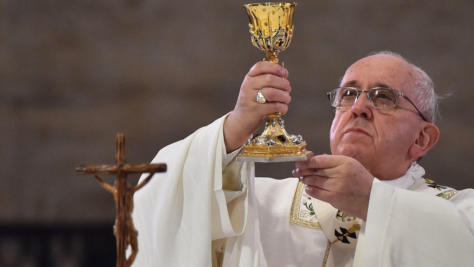 Unfiltered: Cool Pope Francis Says a Wedding Without Wine Is ‘an