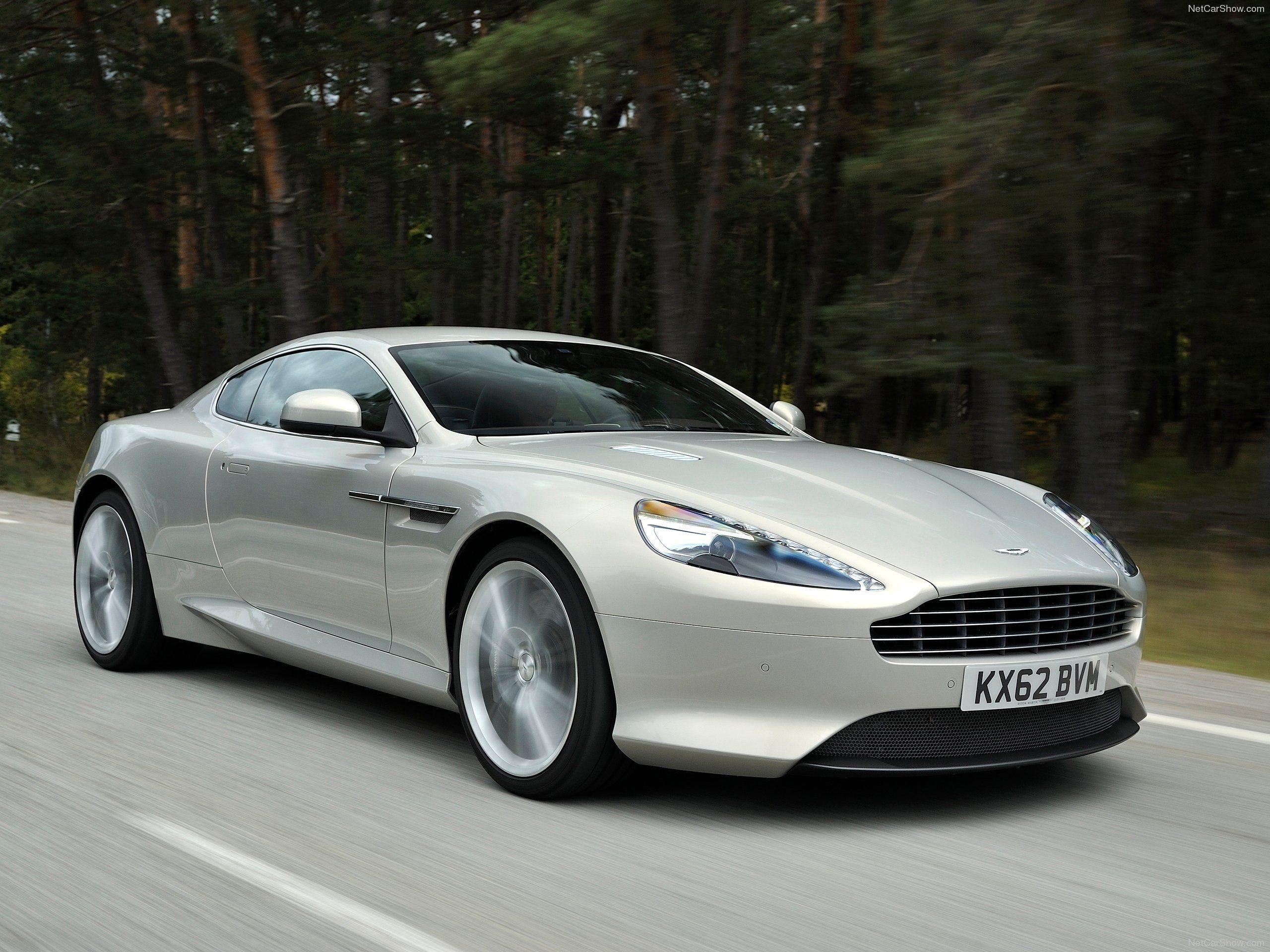 Aston Martin DB9 2016