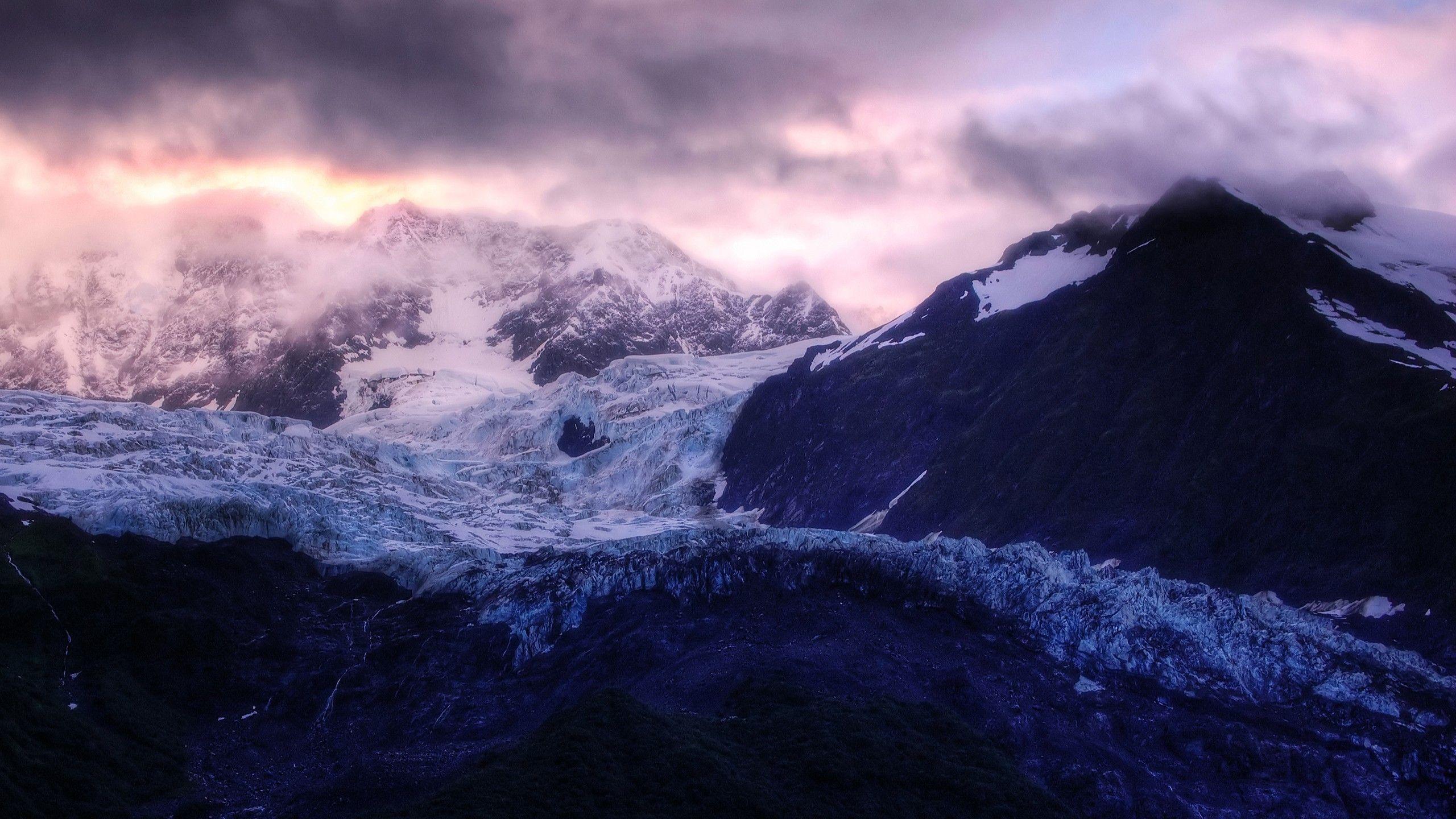 Daily Wallpaper: Glacier Sunrise in Alaska