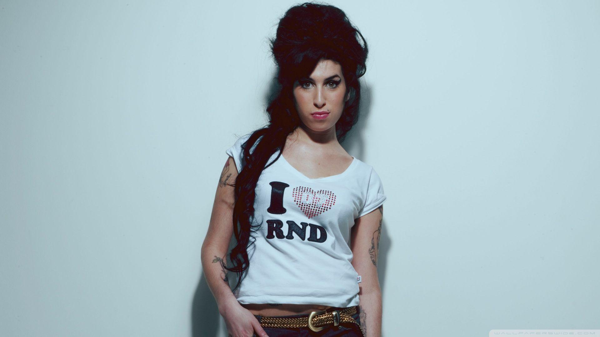 Amy Winehouse HD desktop wallpapers : High Definition : Fullscreen