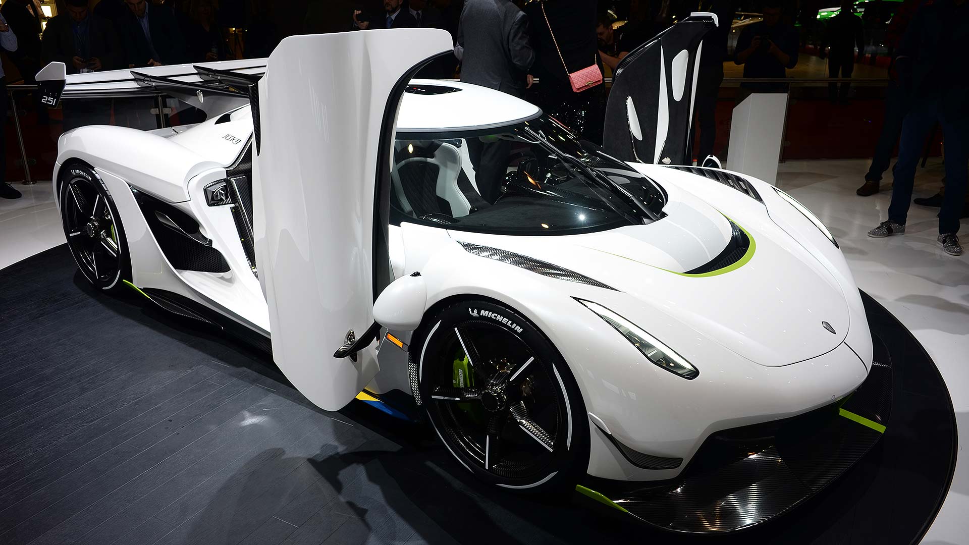 Everything incredible about the new 300mph Koenigsegg Jesko