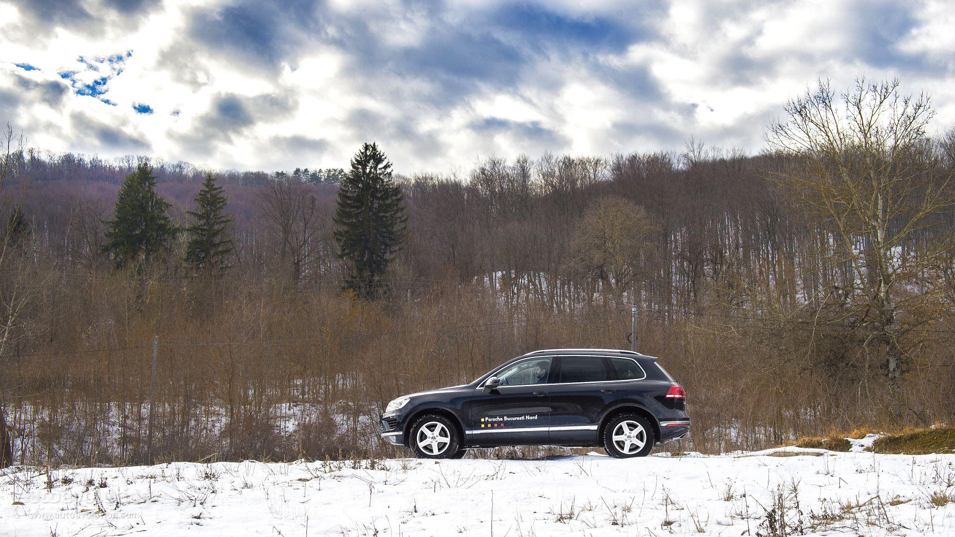 2015 Volkswagen Touareg HD Wallpapers