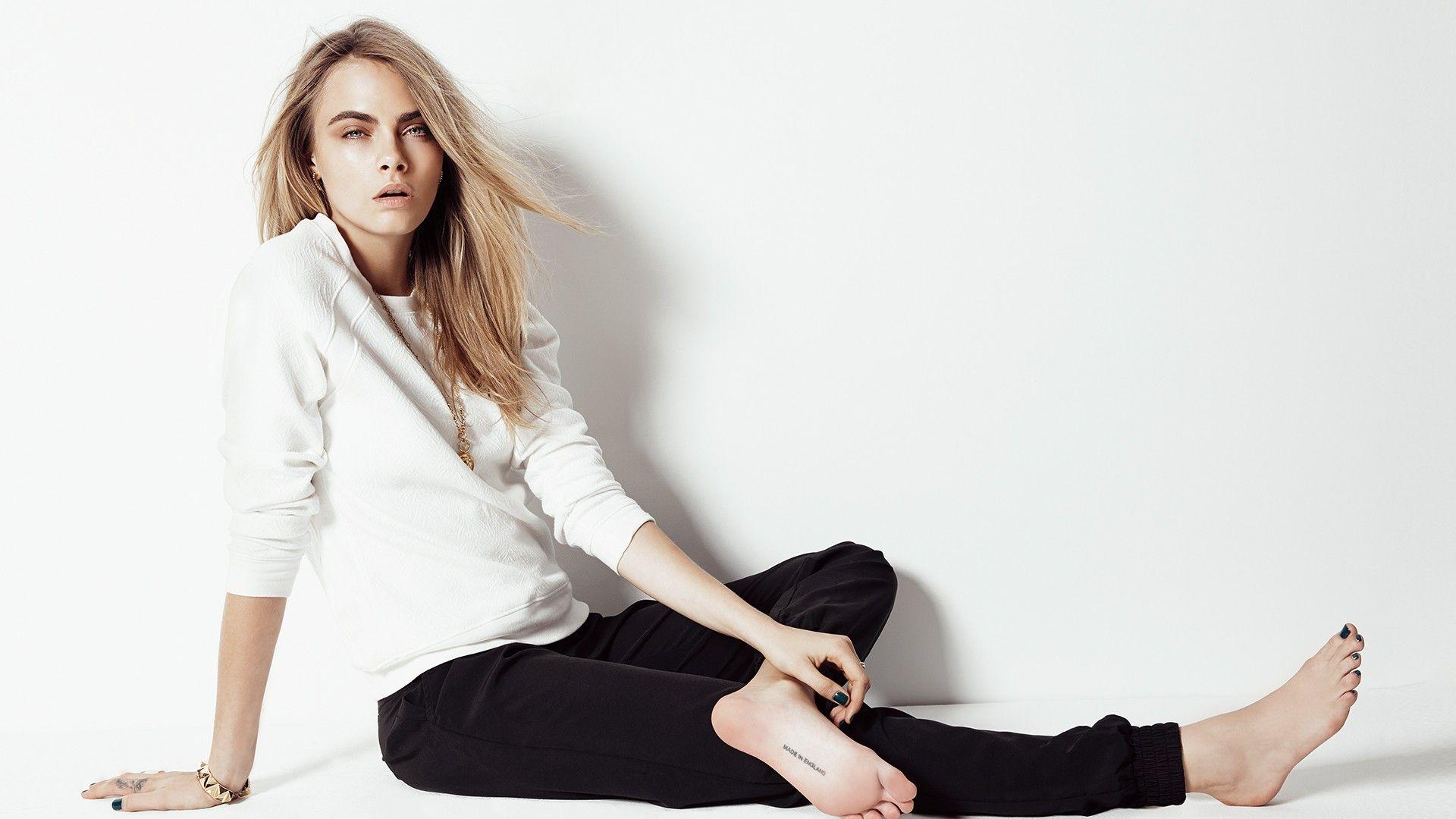 New Cara Delevingne Wallpapers