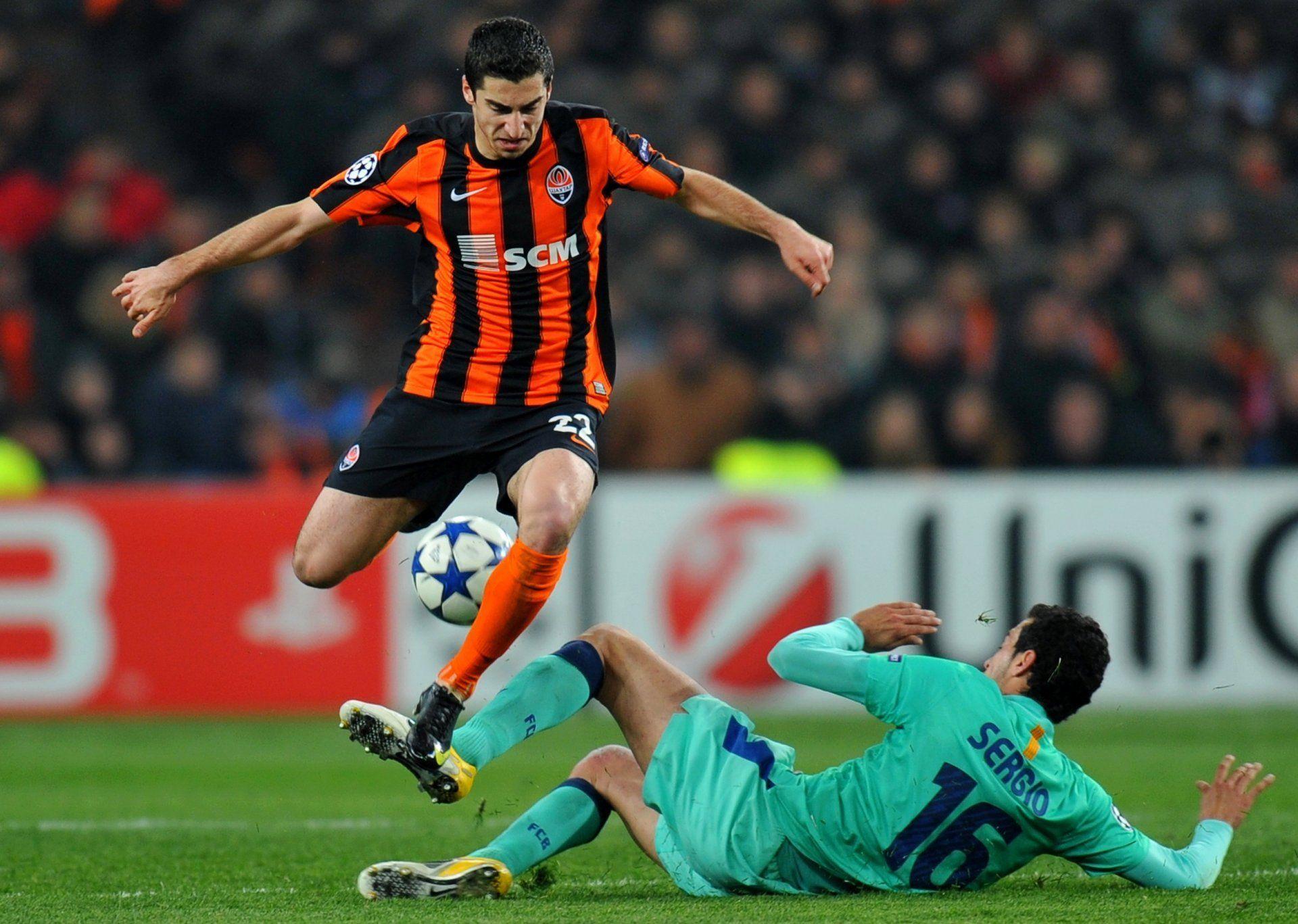 miner donetsk shakhtar barcelona barcelona henrik mkhitaryan