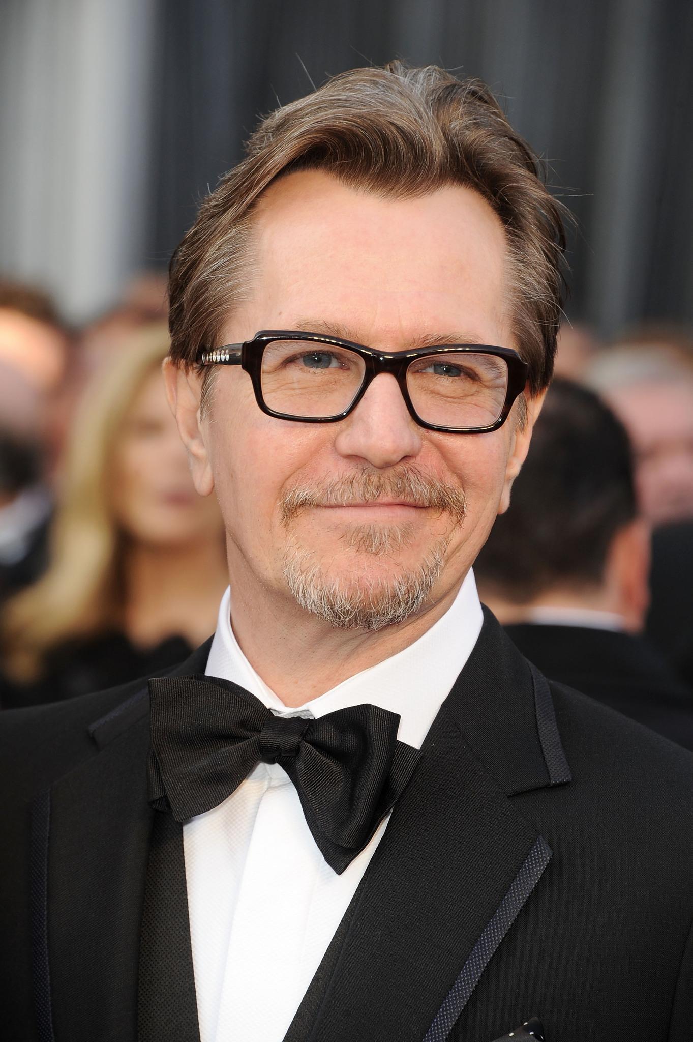 Wallpapers Of The Day: Gary Oldman