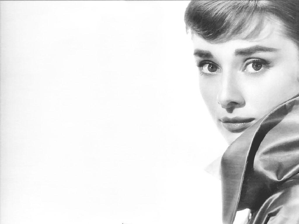 Audrey Hepburn Wallpapers