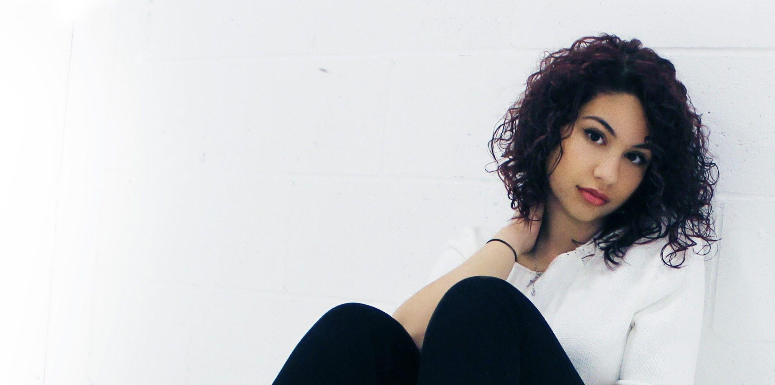 Alessia Cara Wallpapers