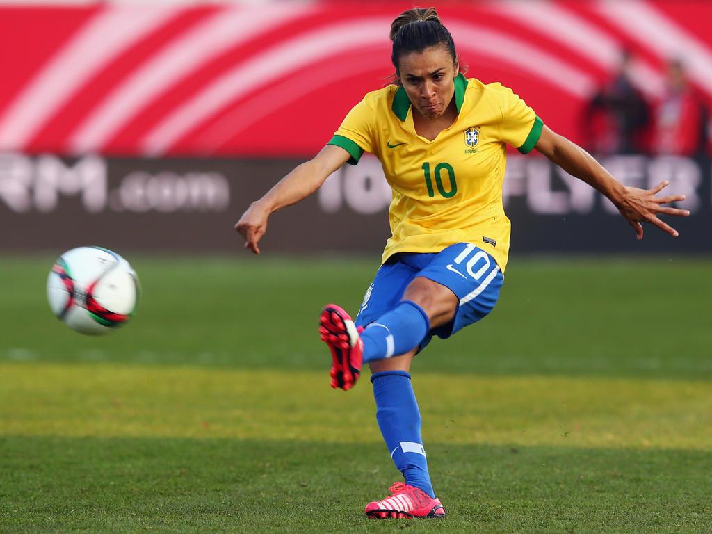 Femmes Coupe du Monde » acutalités » ‘Pele in a skirt’ Marta chases