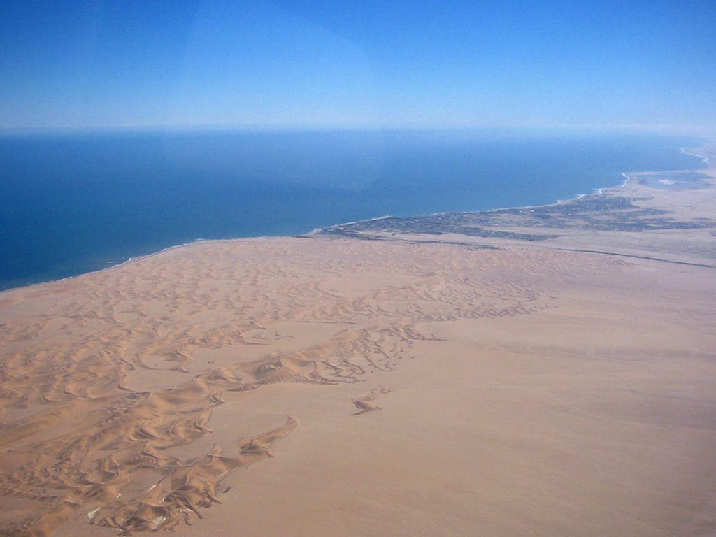 Namibia Wallpapers: Desert, Dunes, Zebra, Etosha National Park