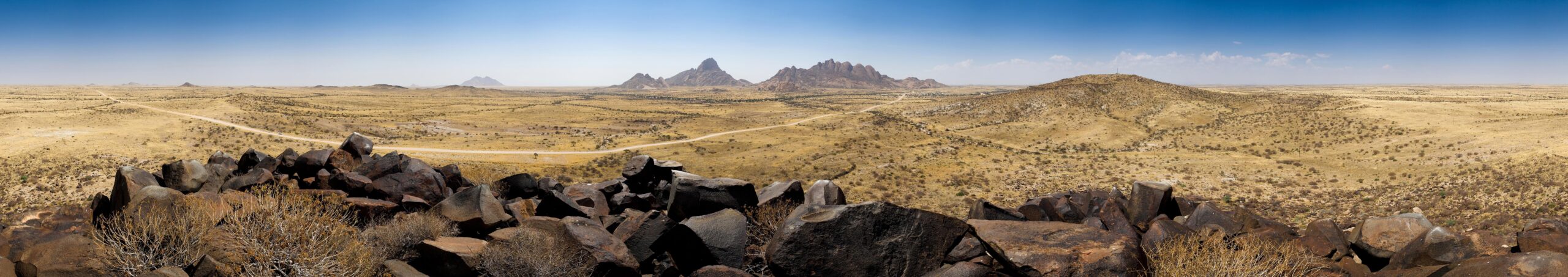 File:Spitzkoppe 360 Panorama