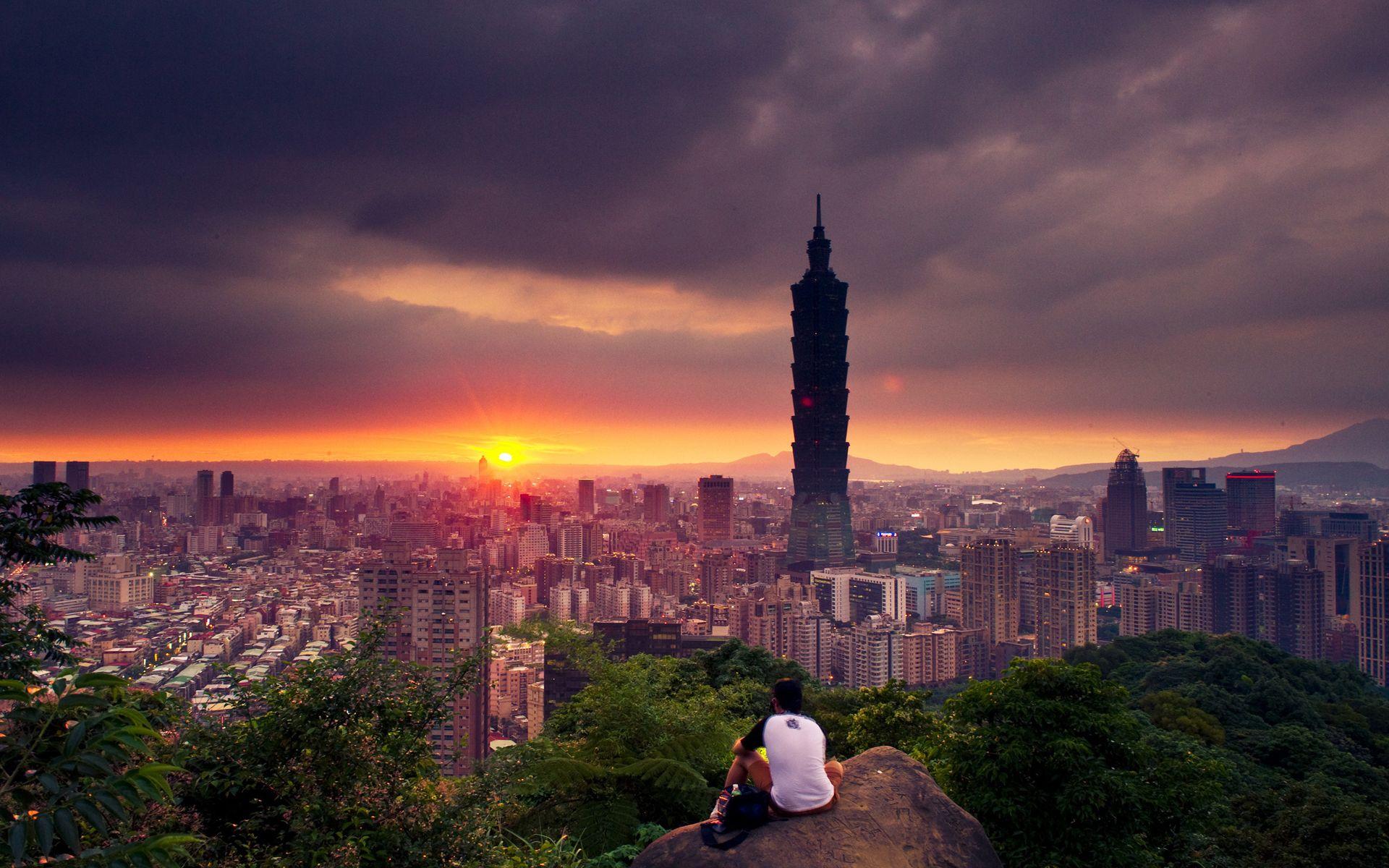 Daily Wallpaper: Warm Sunset in Taipei