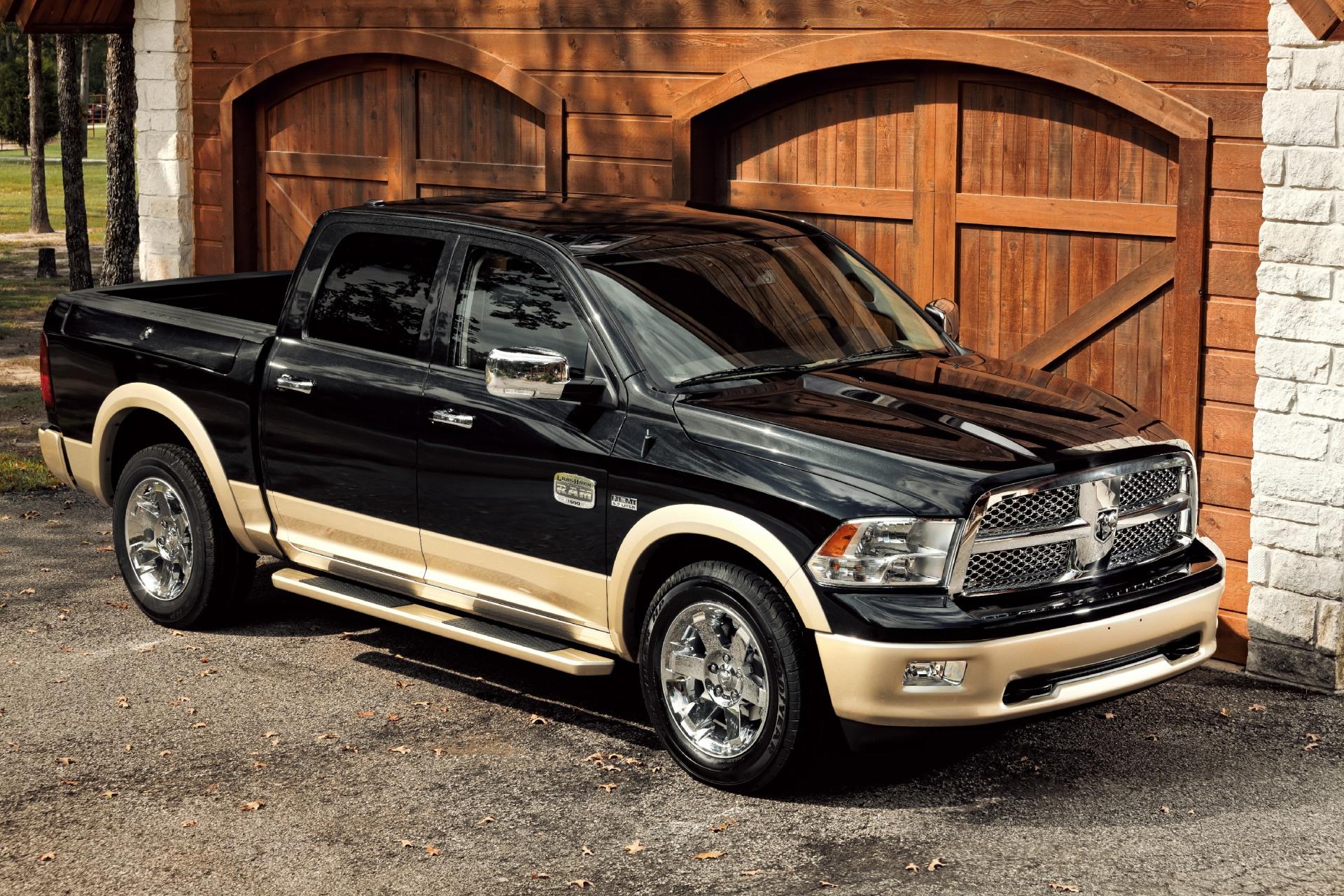 2017 Ram 2500 Wallpapers HD 22