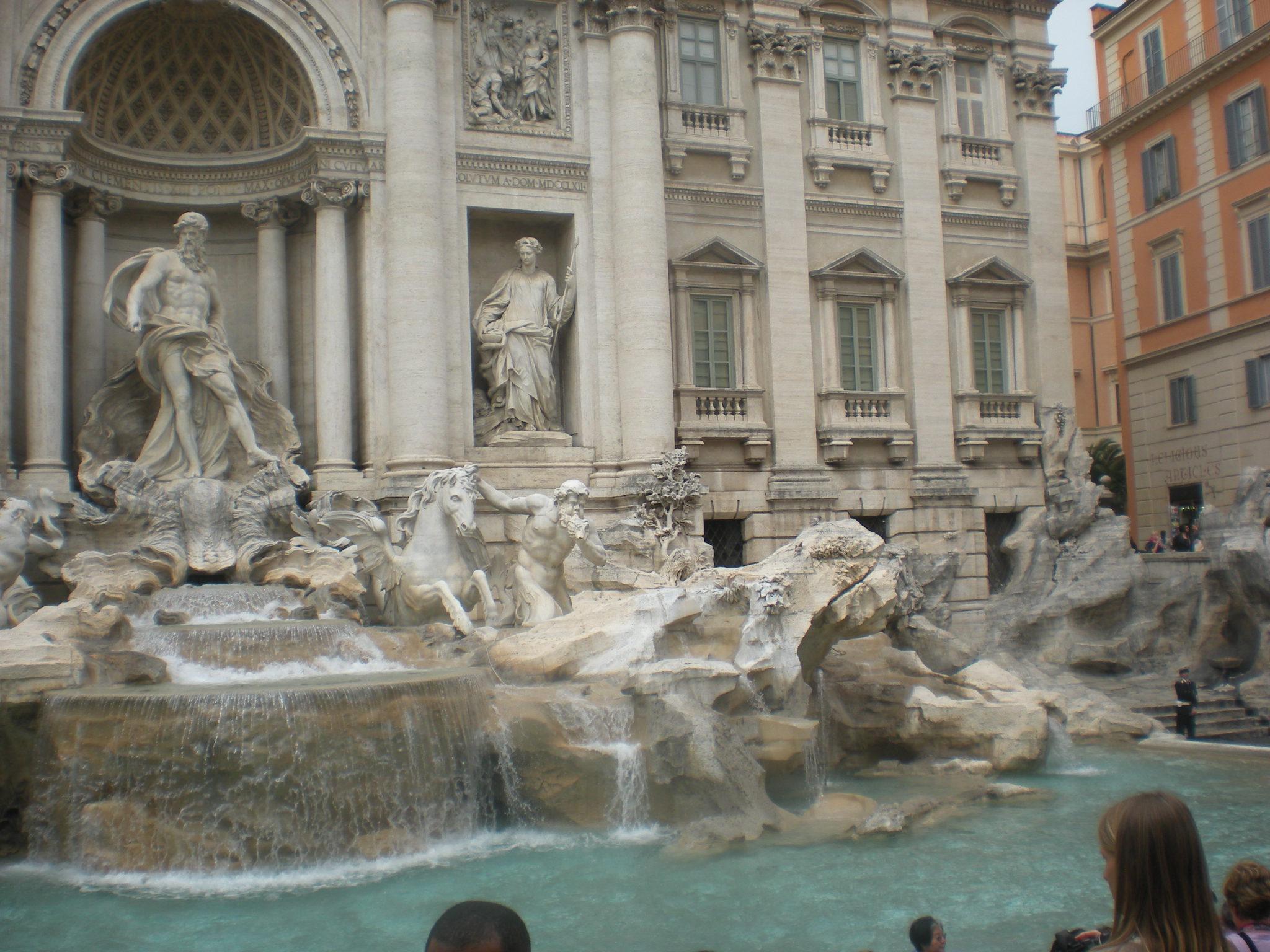 File:Fontana di Trevi