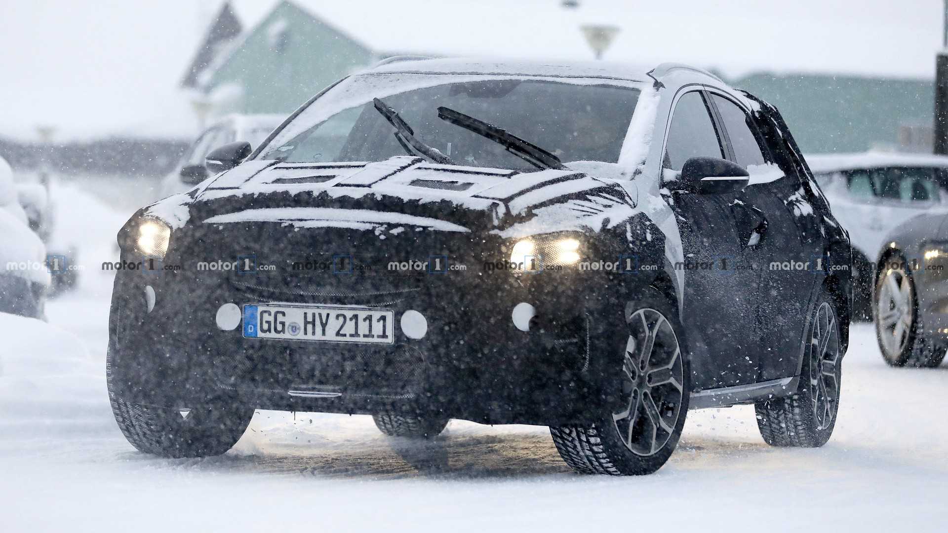 2019 Kia XCeed crossover spied ahead of possible Geneva debut