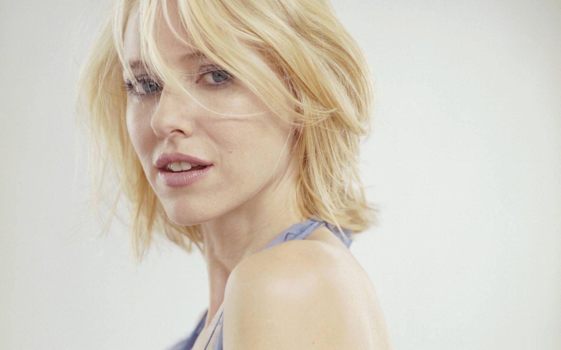 Naomi Watts Wallpapers